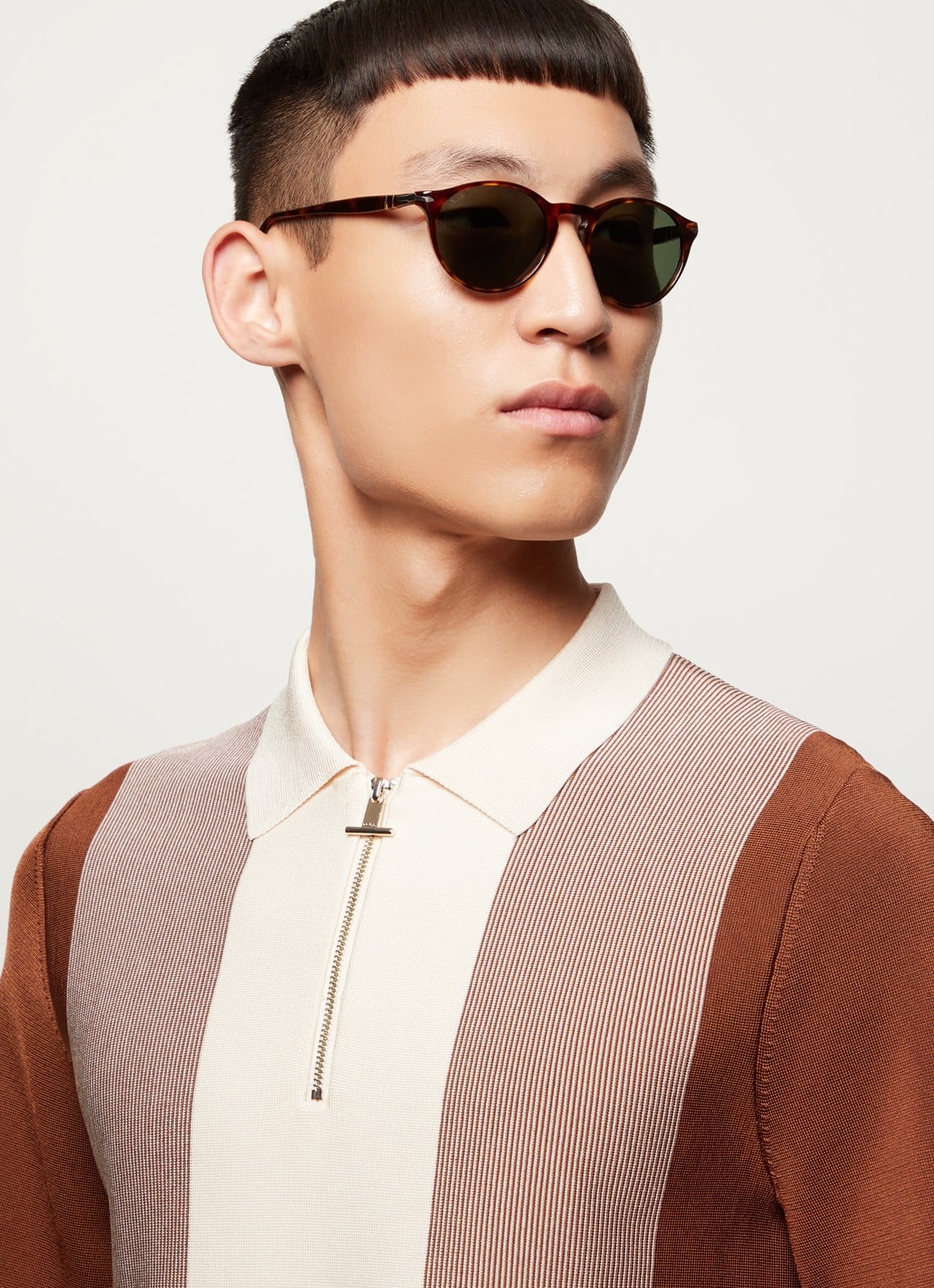 Persol Retro zonnebril PO3092SM   - voorkant 3 bruin