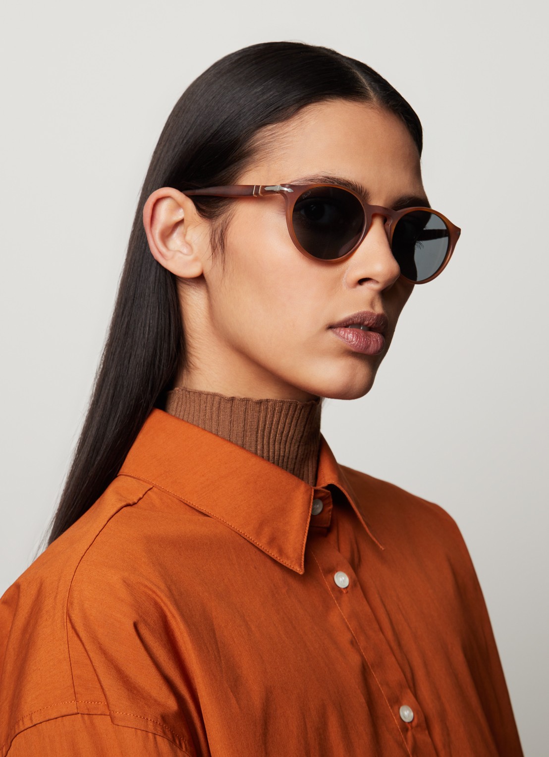 Persol Retro zonnebril PO3092SM  - voorkant 3 bruin