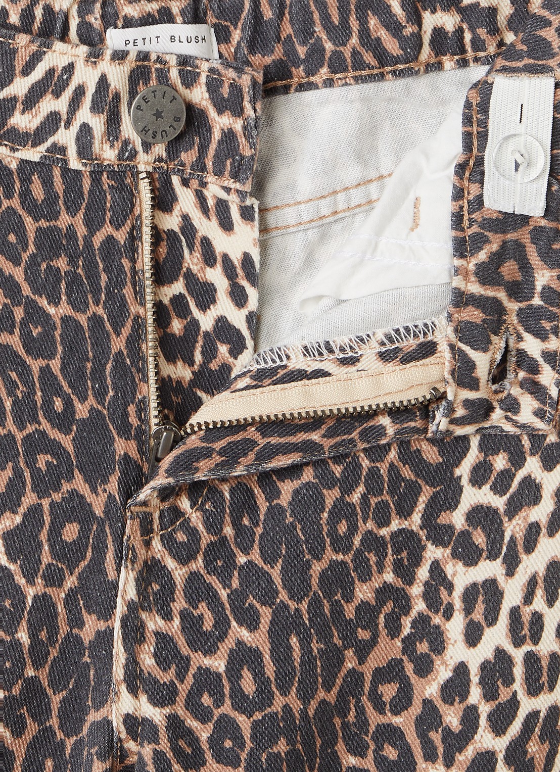 Petit Blush Balloon fit jeans met lichte wassing - detail 3 bruin