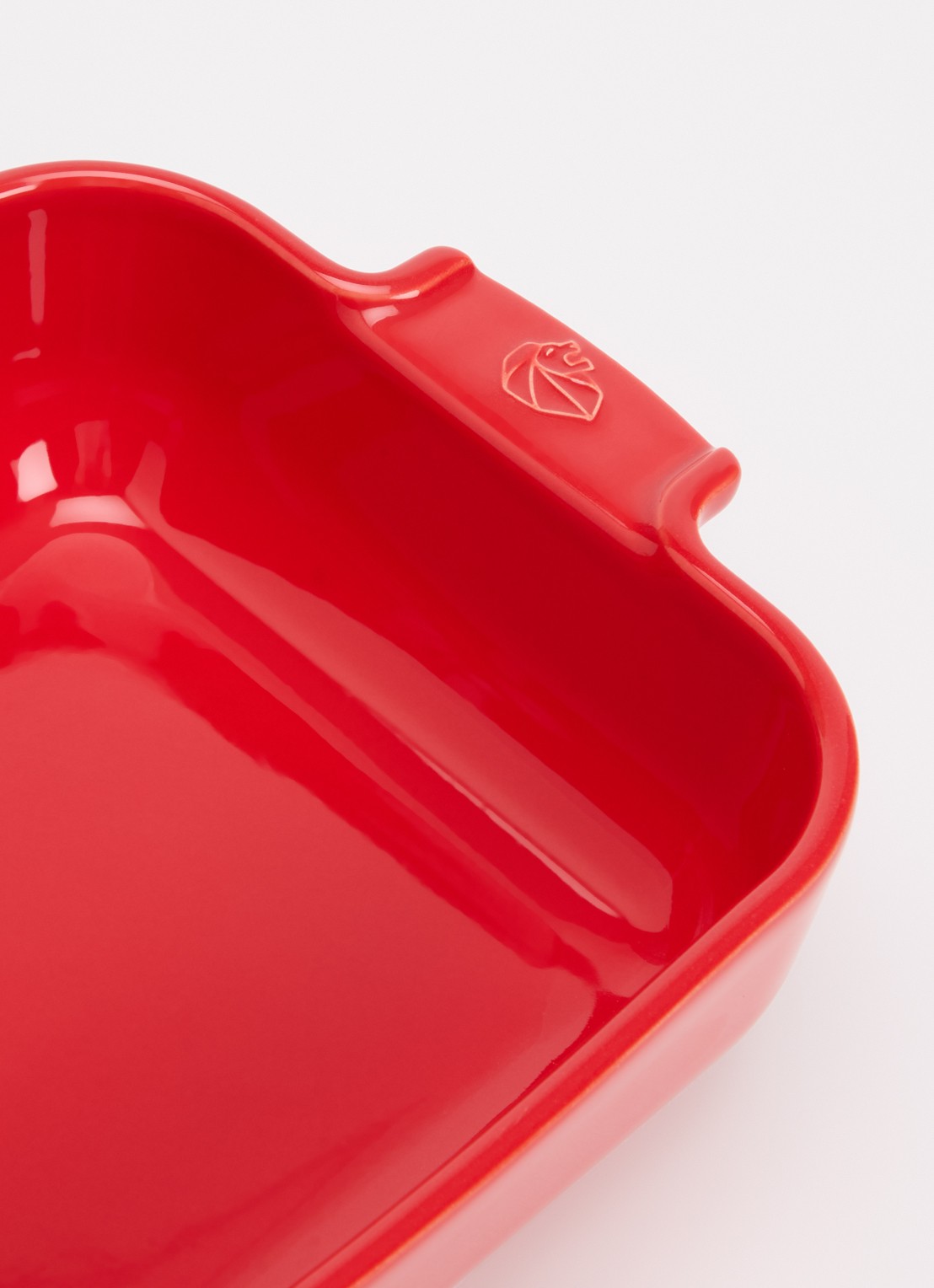 Peugeot Appolia ovenschaal 25 cm - voorkant 2 rood