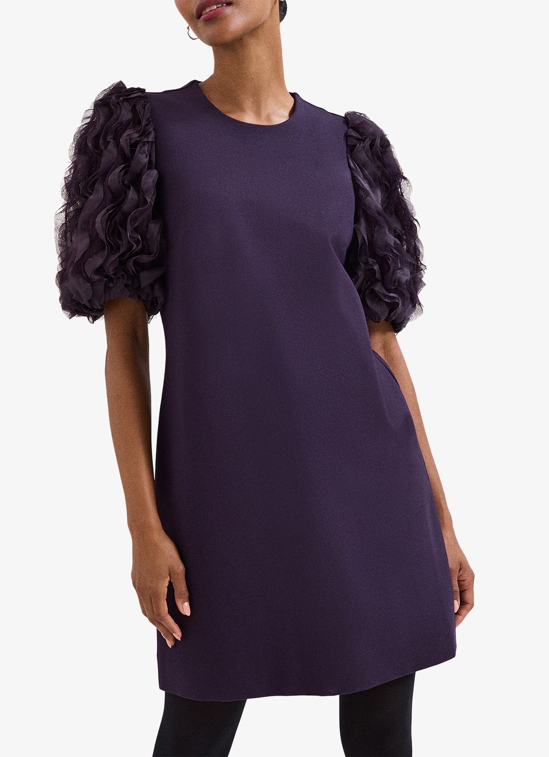Phase Eight Aida mini jurk met pofmouw - detail 2 aubergine