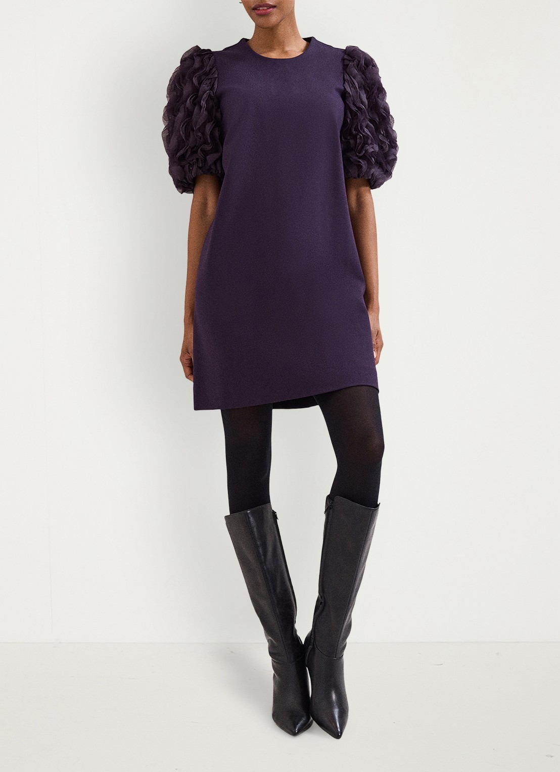 Phase Eight Aida mini jurk met pofmouw - voorkant 8 aubergine