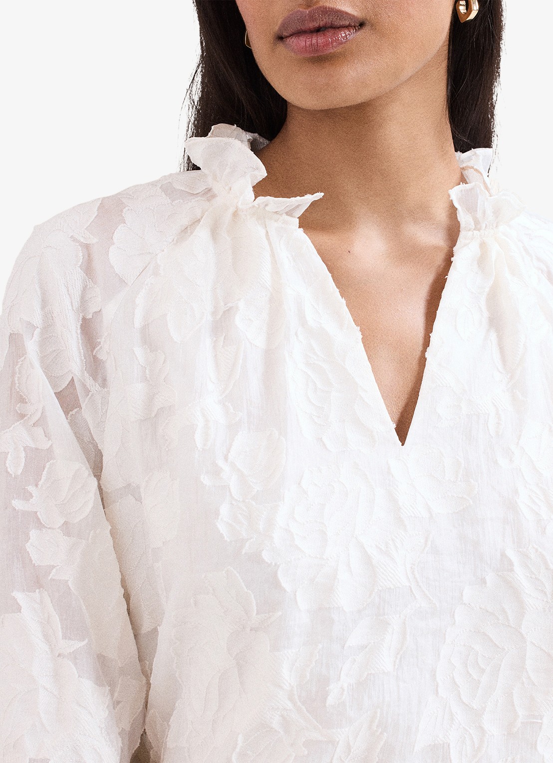 Phase Eight Amal blouse met bloemenprint - detail 5 gebroken wit