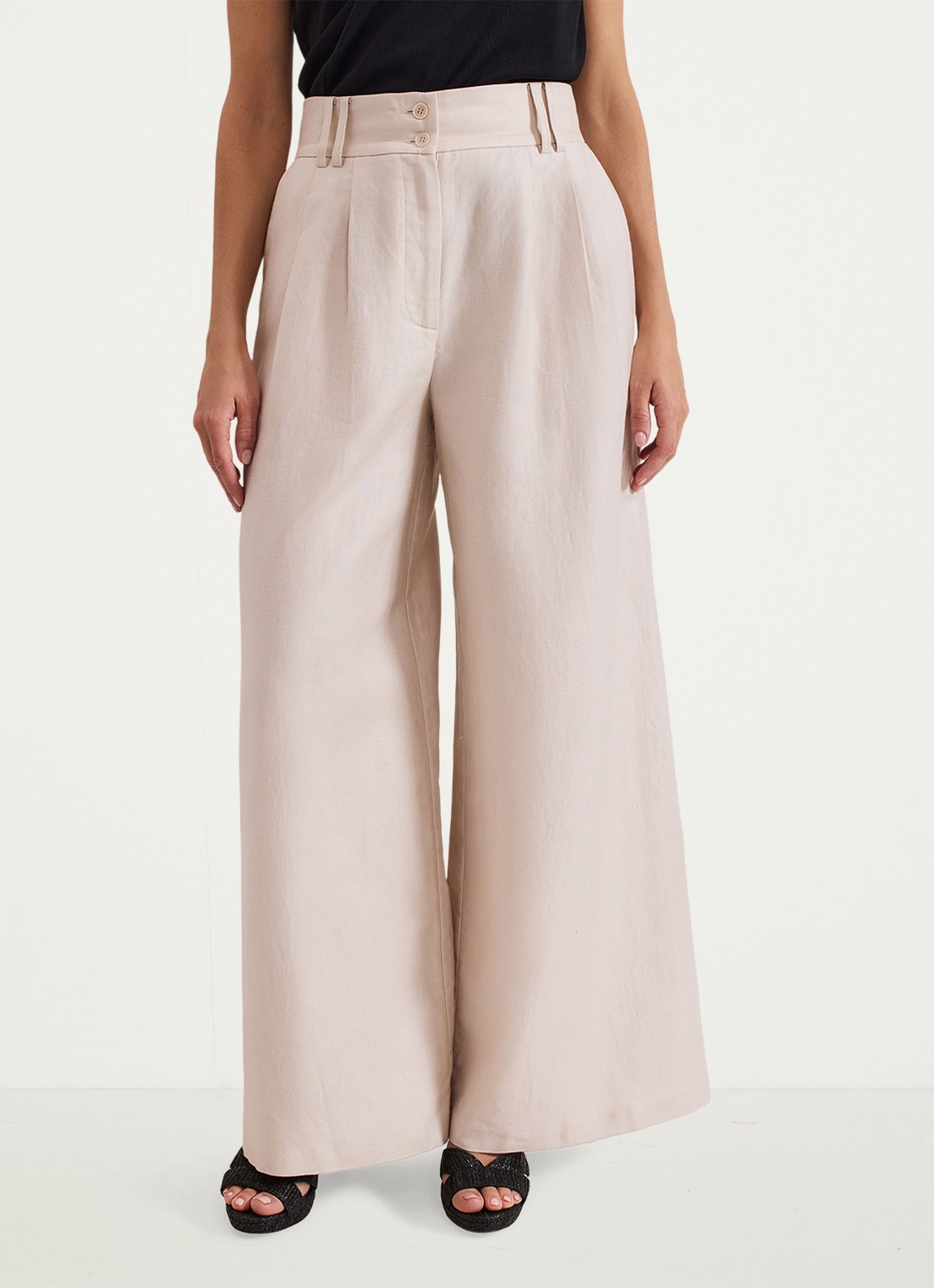 Phase Eight Amble mid waist wide fit pantalon met steekzakken - detail 3 creme