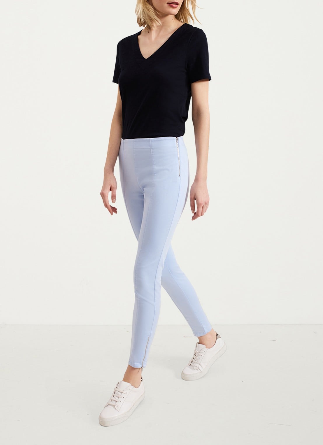 Phase Eight Amina high waist cropped skinny fit broek met ritssluiting - voorkant 8 lichtblauw