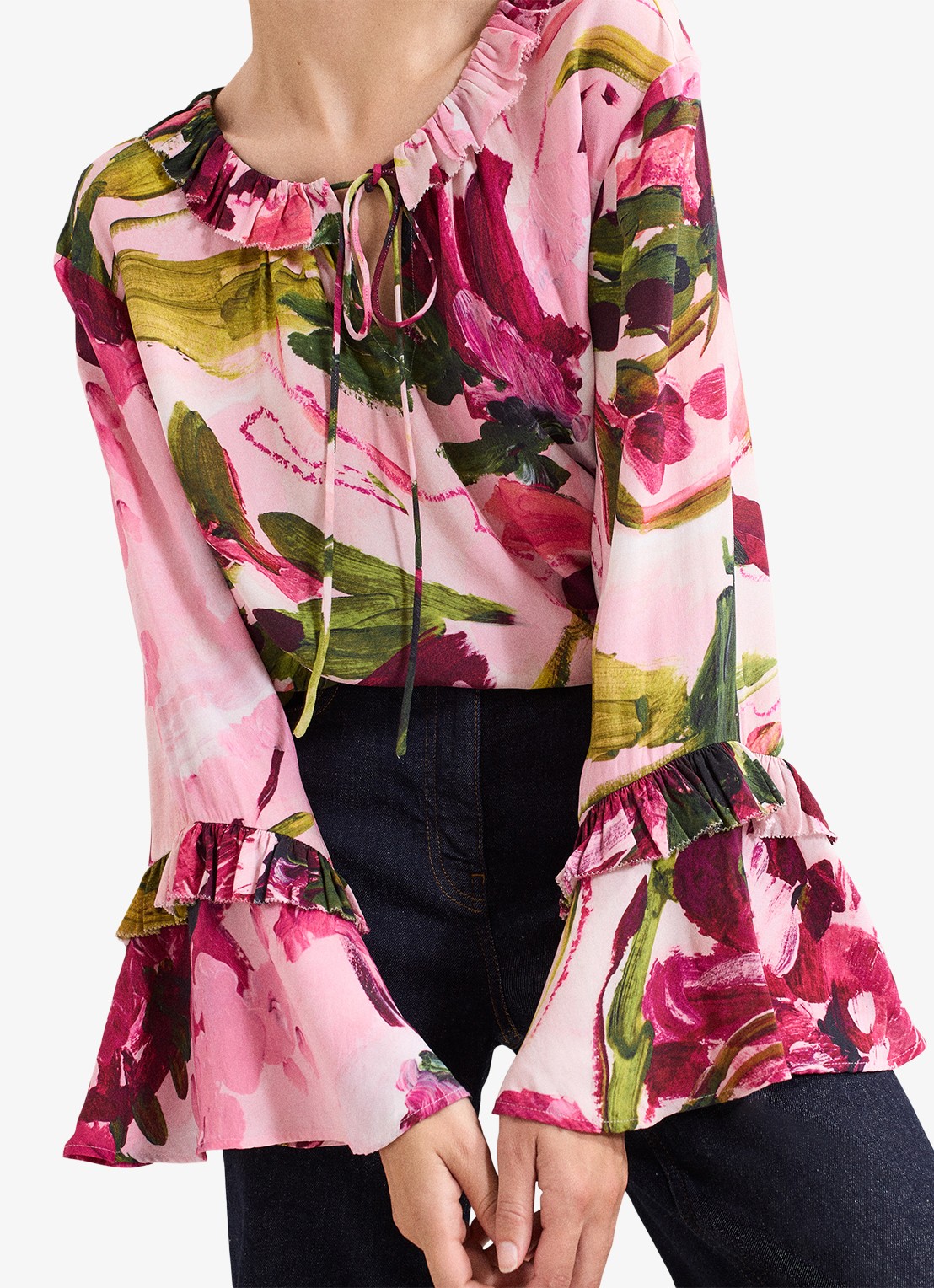 Phase Eight Andi blouse met bloemenprint - detail 2 roze