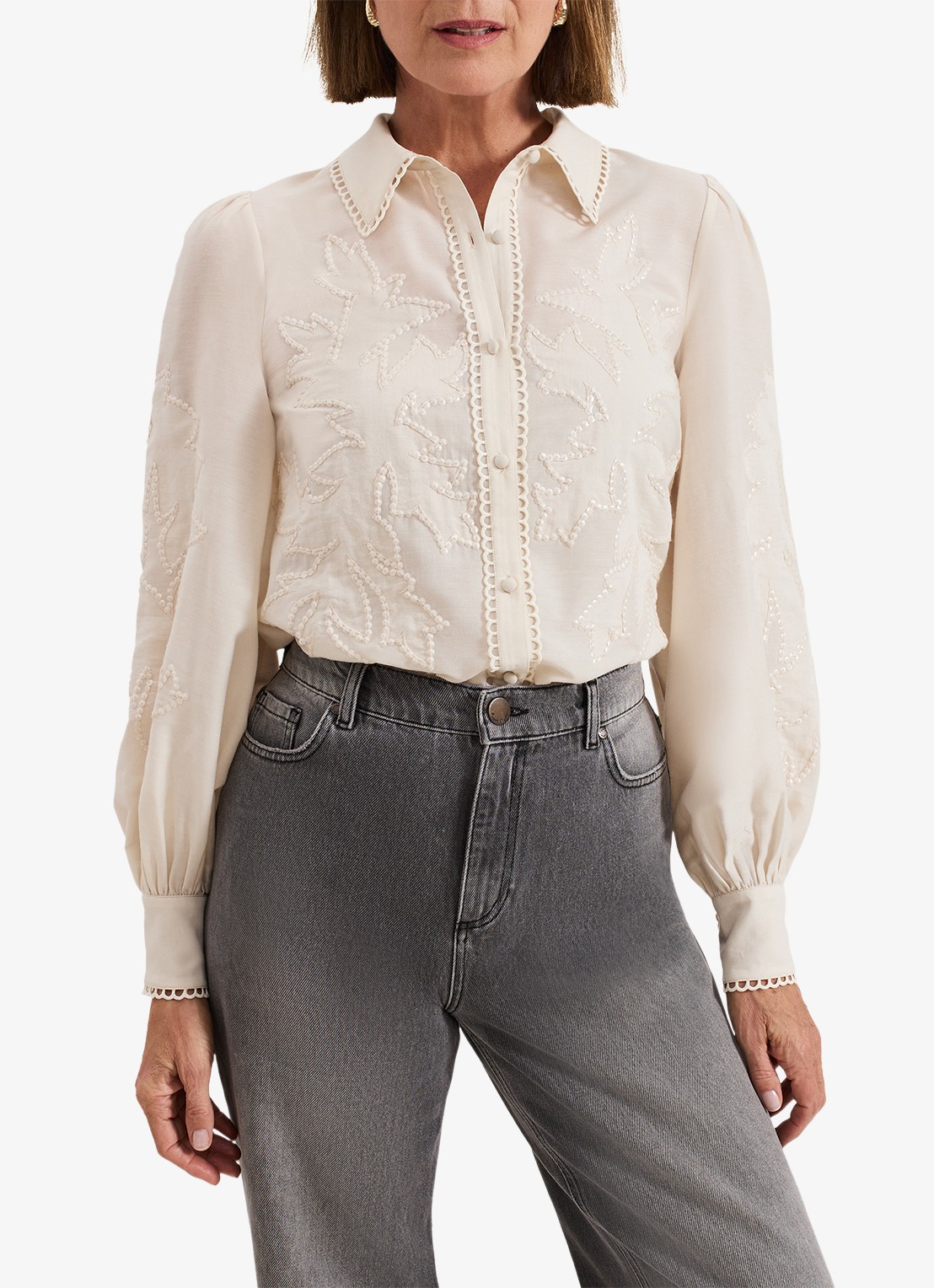 Phase Eight Aneira blouse met pailletten  - detail gebroken wit