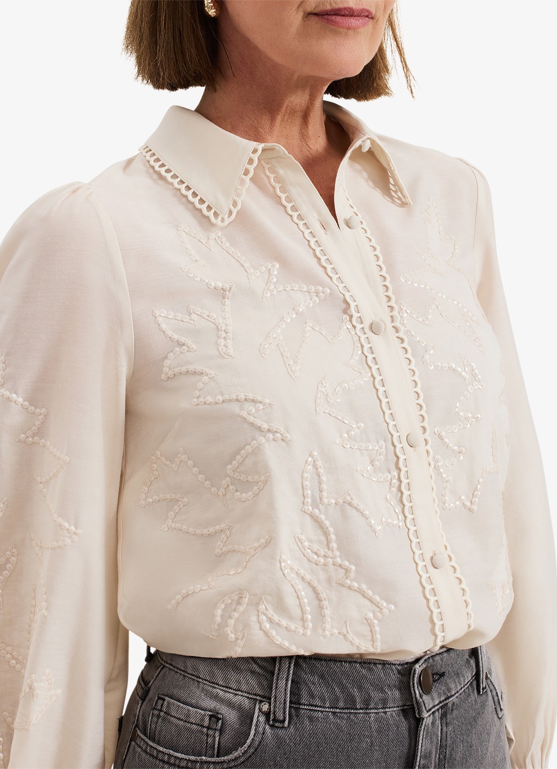 Phase Eight Aneira blouse met pailletten  - detail 2 gebroken wit