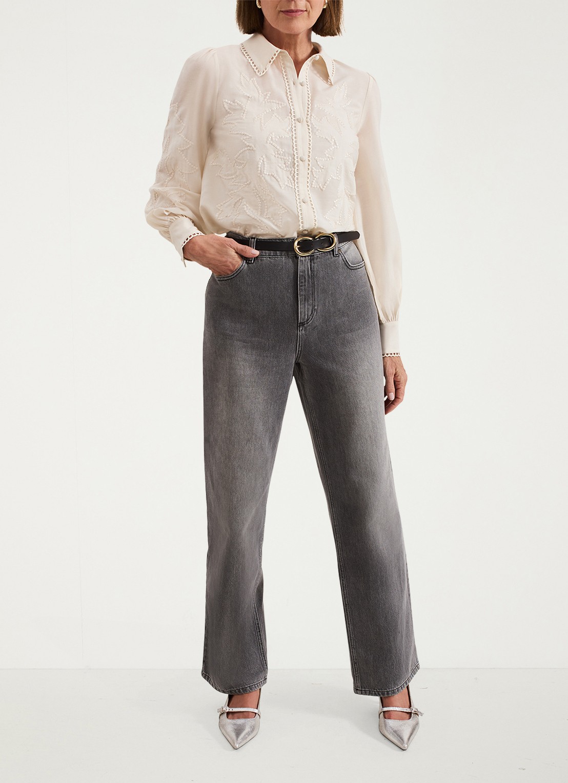 Phase Eight Aneira blouse met pailletten  - voorkant 7 gebroken wit