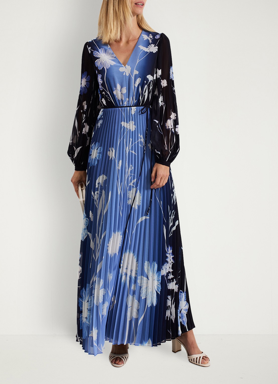 Phase Eight Annie maxi jurk met bloemenprint - achterkant donkerblauw