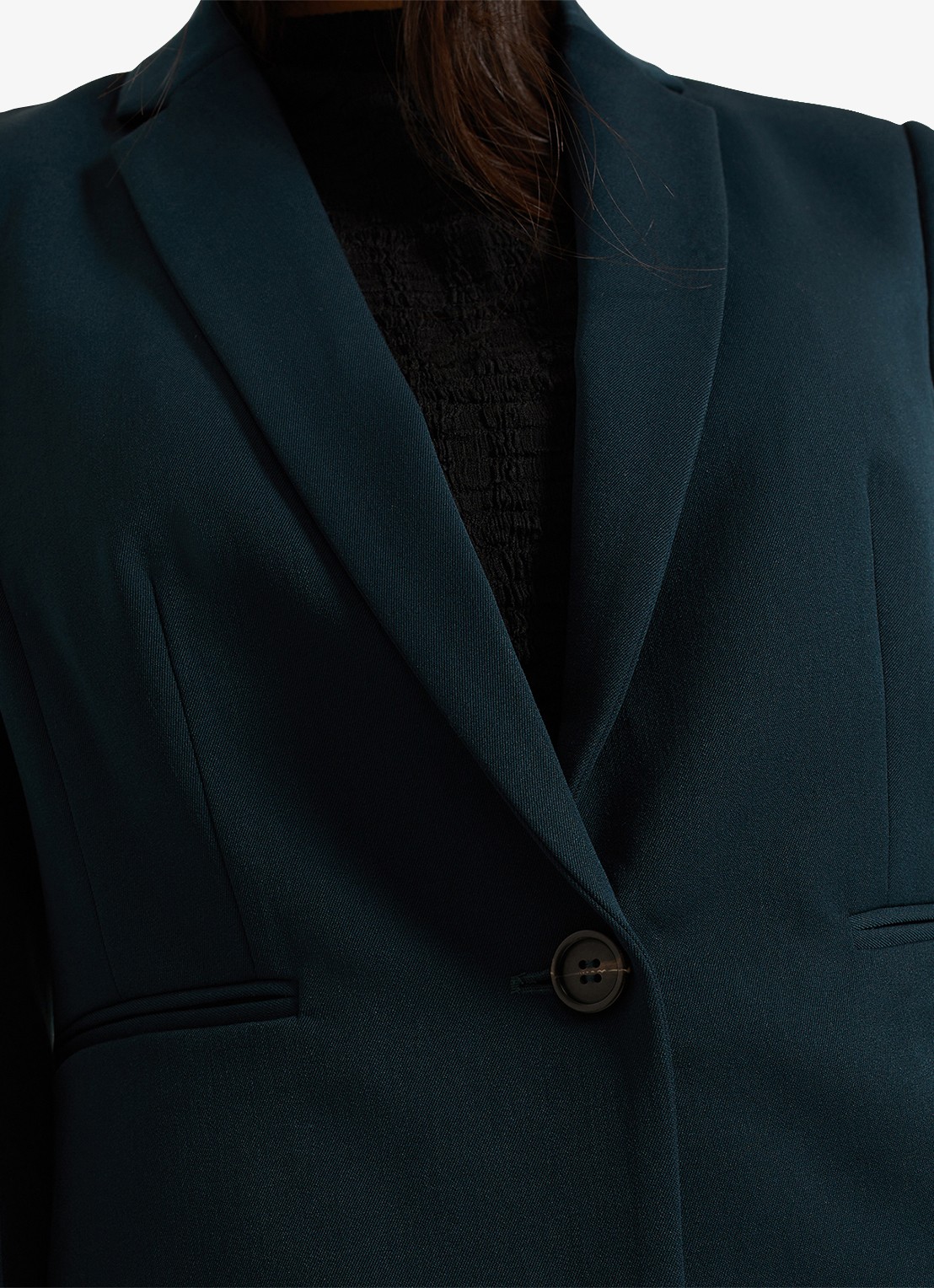 Phase Eight Arabella cropped blazer met paspelzakken - detail 6 donkergroen