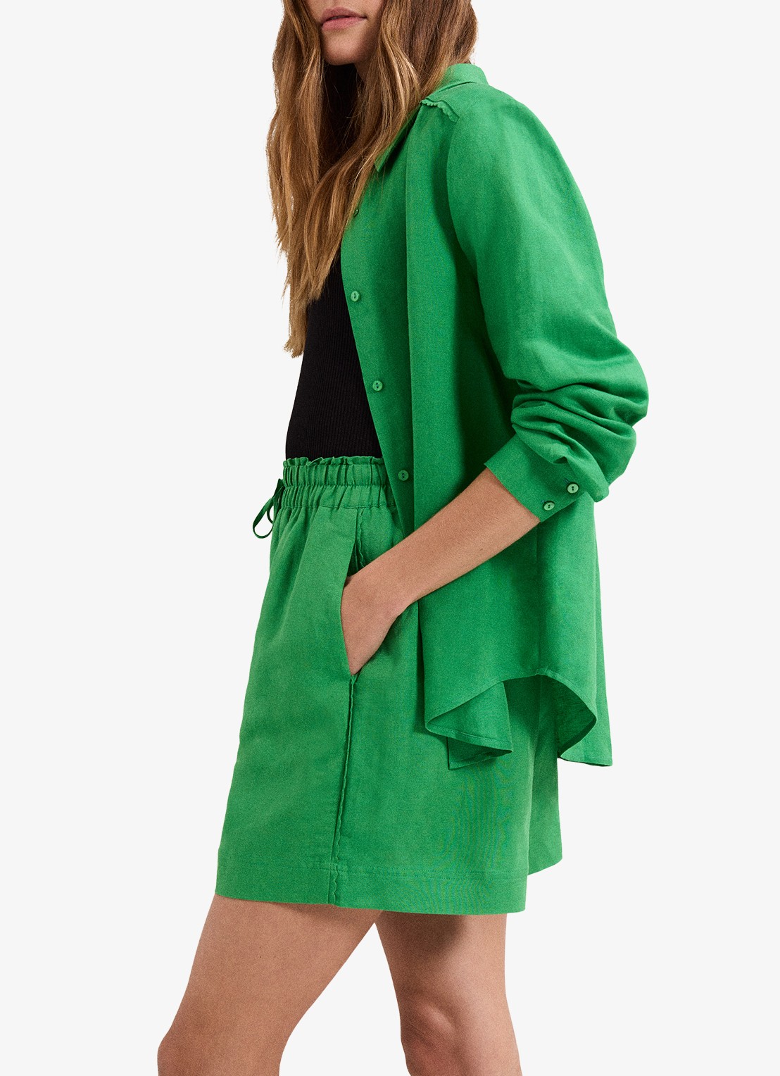 Phase Eight Arnie loose fit korte broek in linnenblend  - detail 3 groen