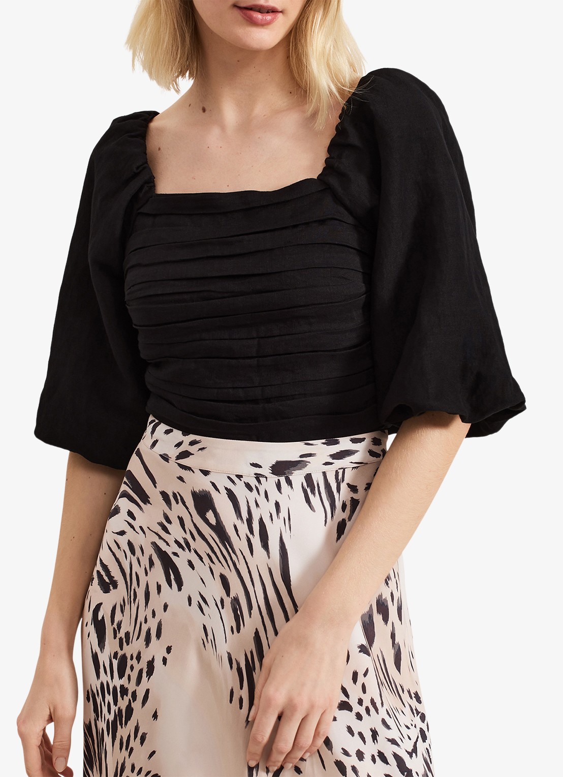 Phase Eight Asha top in linnenblend - detail 4 zwart