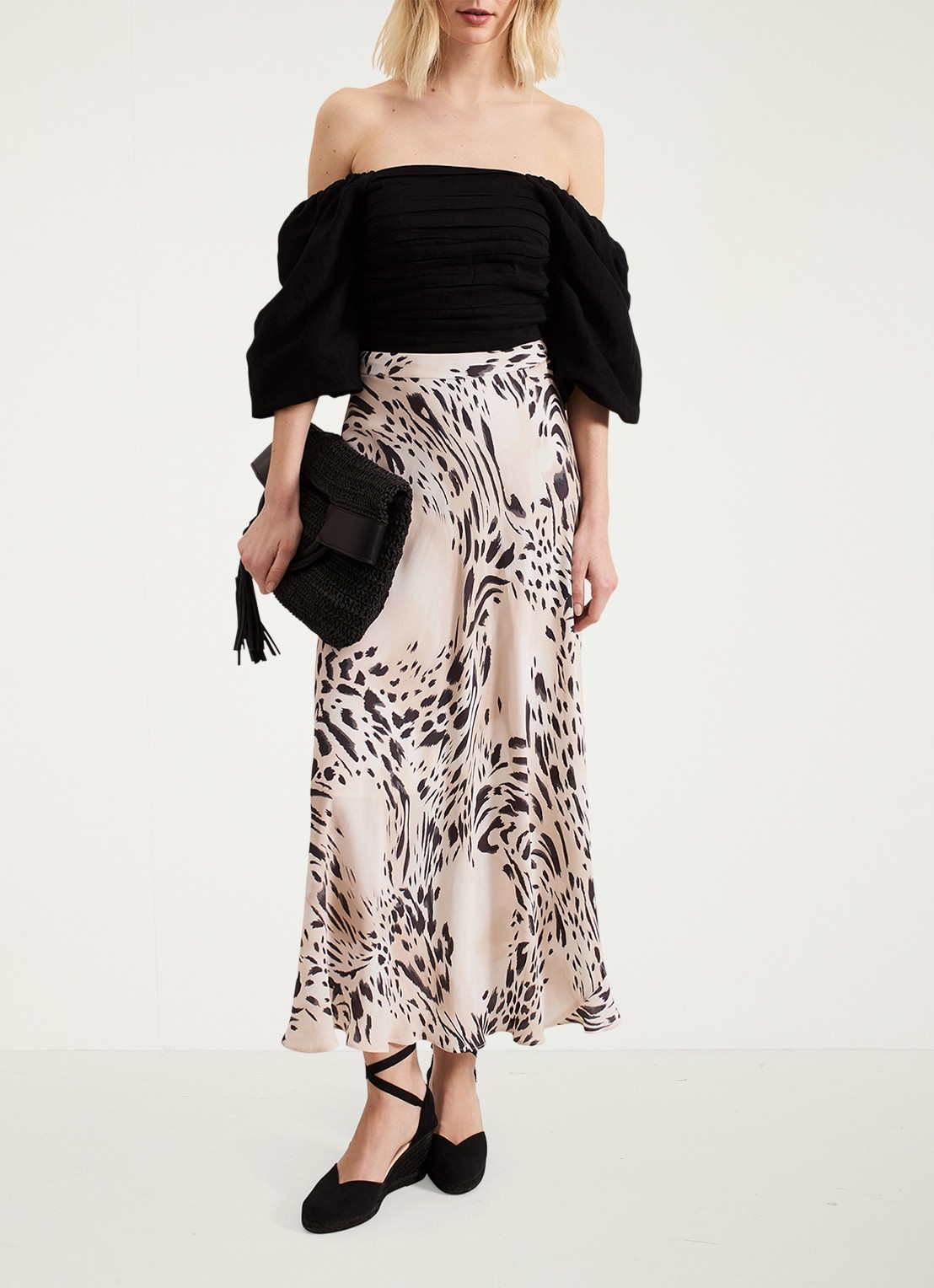 Phase Eight Asha top in linnenblend - voorkant 2 zwart
