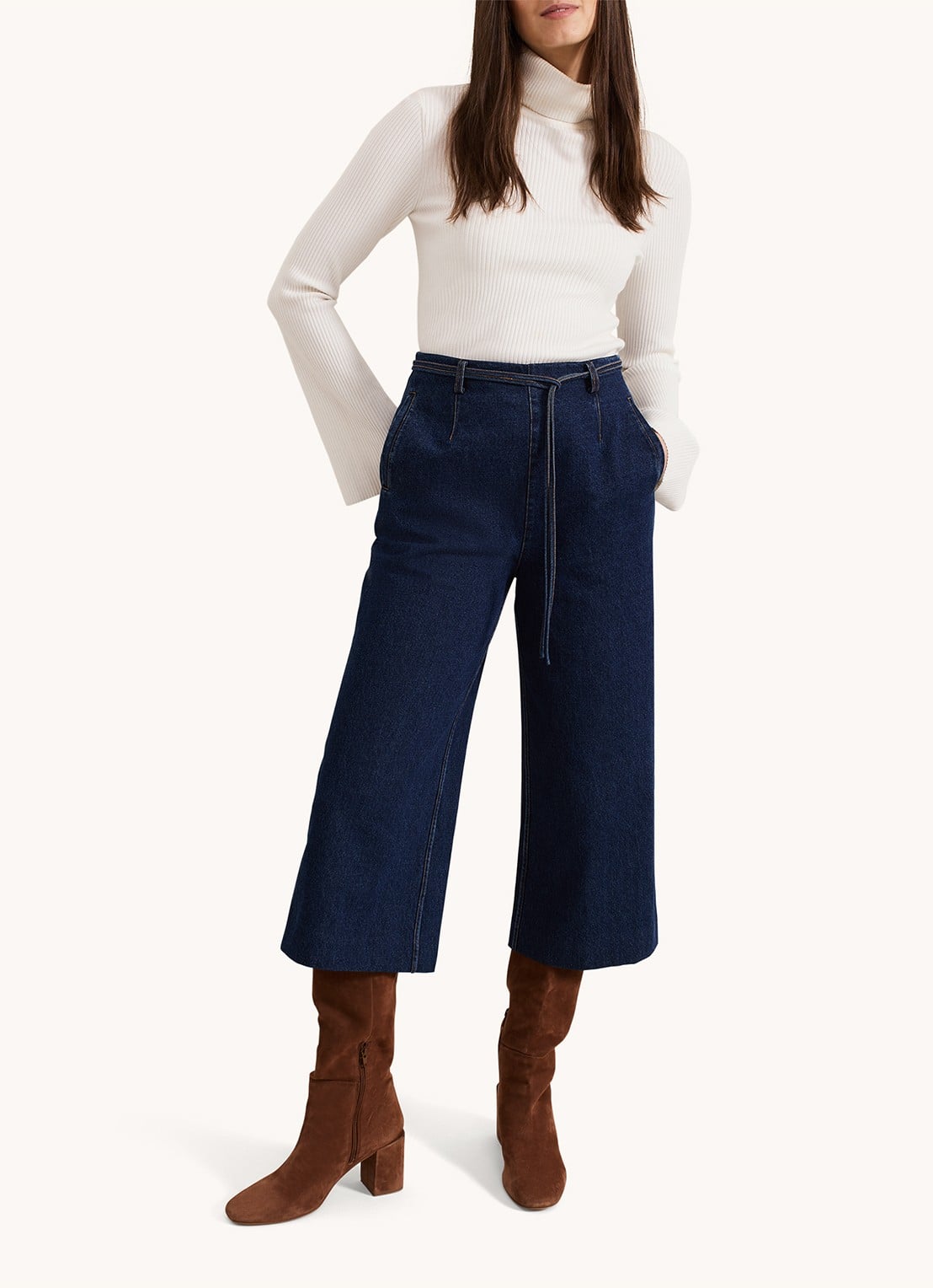 Phase Eight Aubrielle high waist wide fit cullote met donkere wassing - voorkant 8 denim