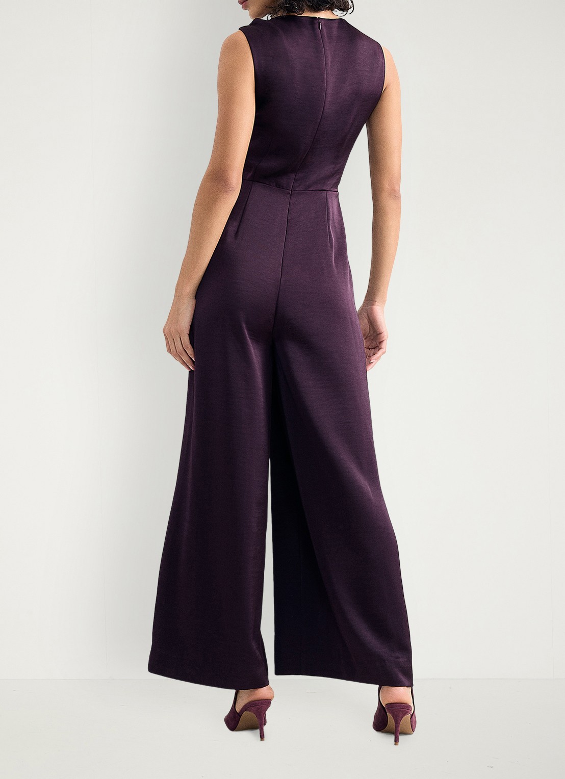 Phase Eight Avril wide leg jumpsuit met asymmetrische halslijn - achterkant paars