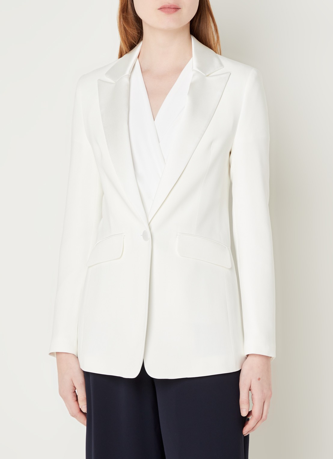 Phase Eight Beatriz blazer met klepzakken - detail 4 ivoor