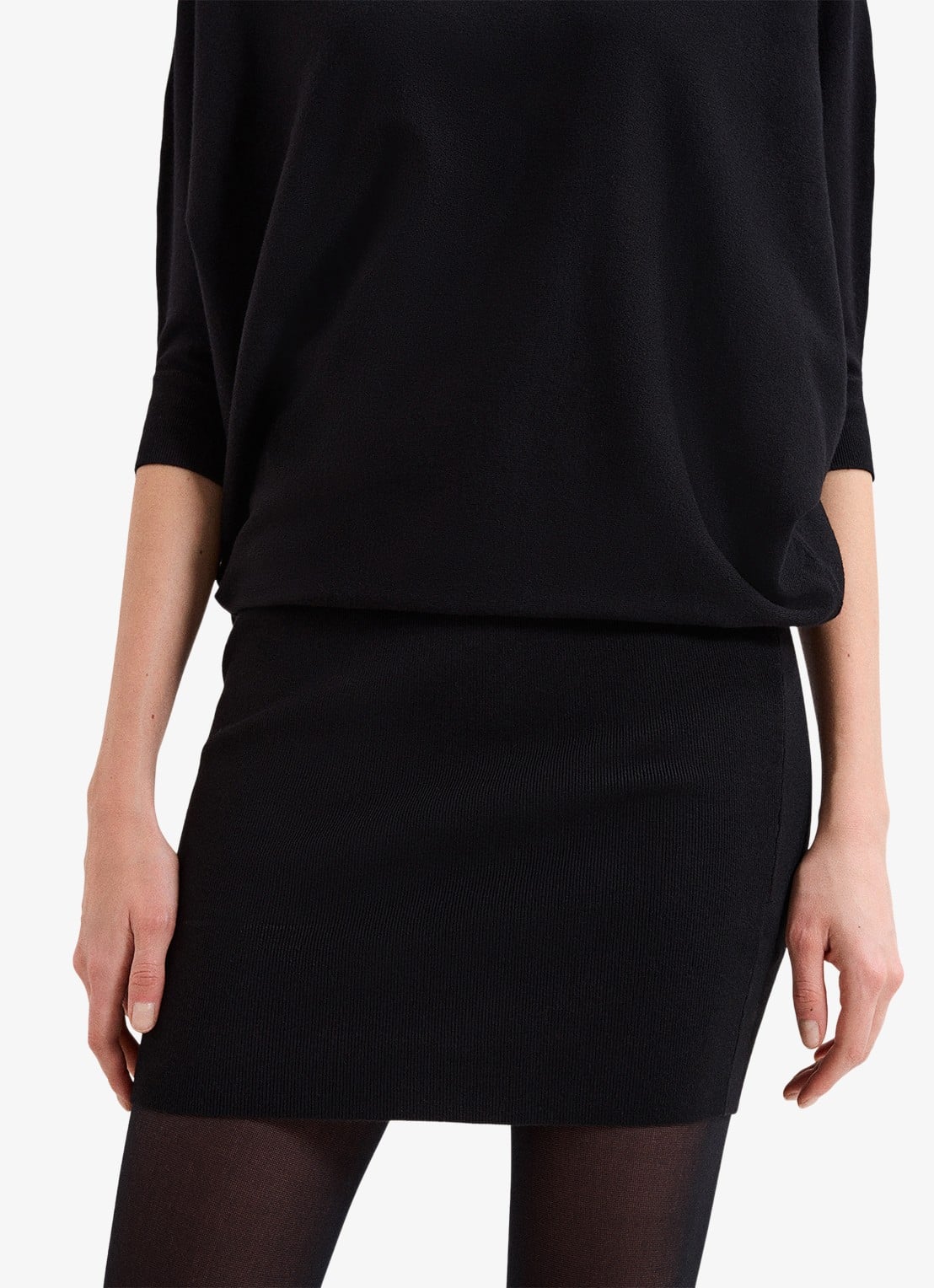 Phase Eight Becca mini jurk met vleermuismouw - detail 6 zwart