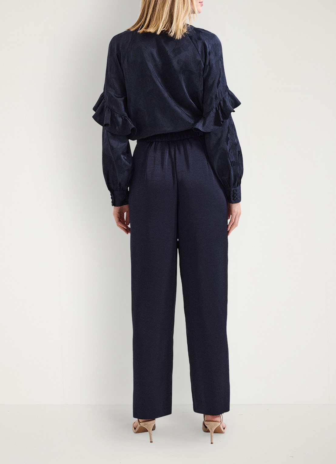 Phase Eight Beccy wide fit pantalon van satijn met steekzakken - achterkant blauw