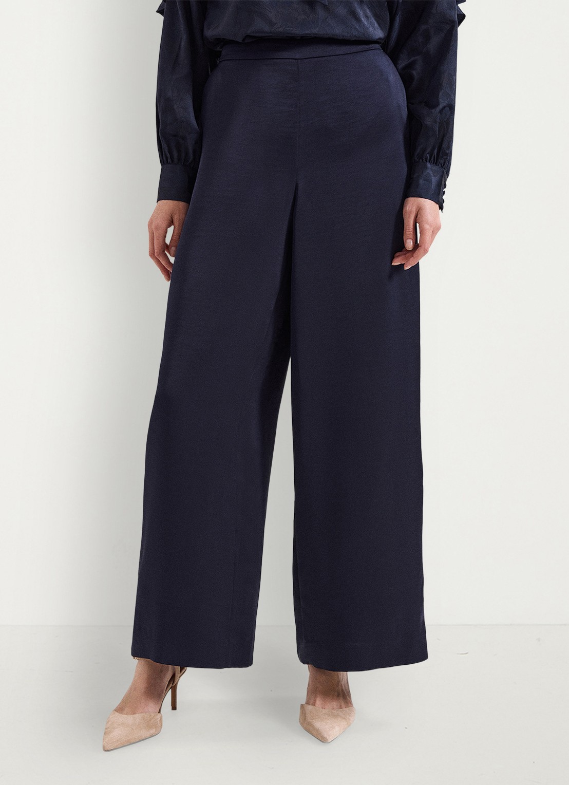 Phase Eight Beccy wide fit pantalon van satijn met steekzakken - detail 2 blauw