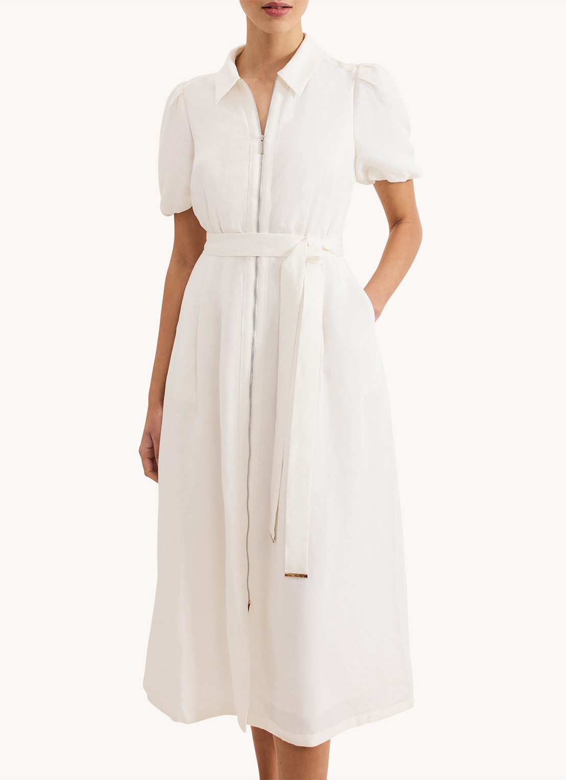 Phase Eight Betsie midi blousejurk met strikceintuur - detail 2 wit
