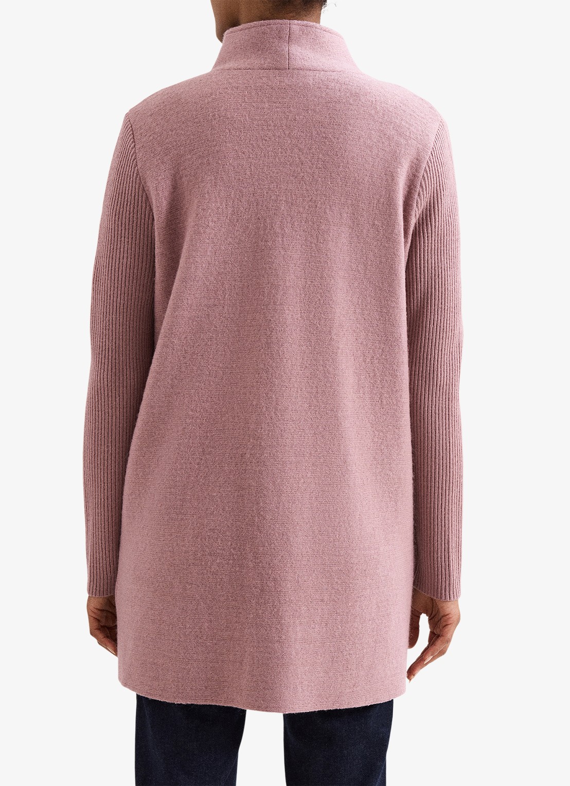 Phase Eight Byanca fijngebreid vest in wolblend - achterkant 8 oudroze