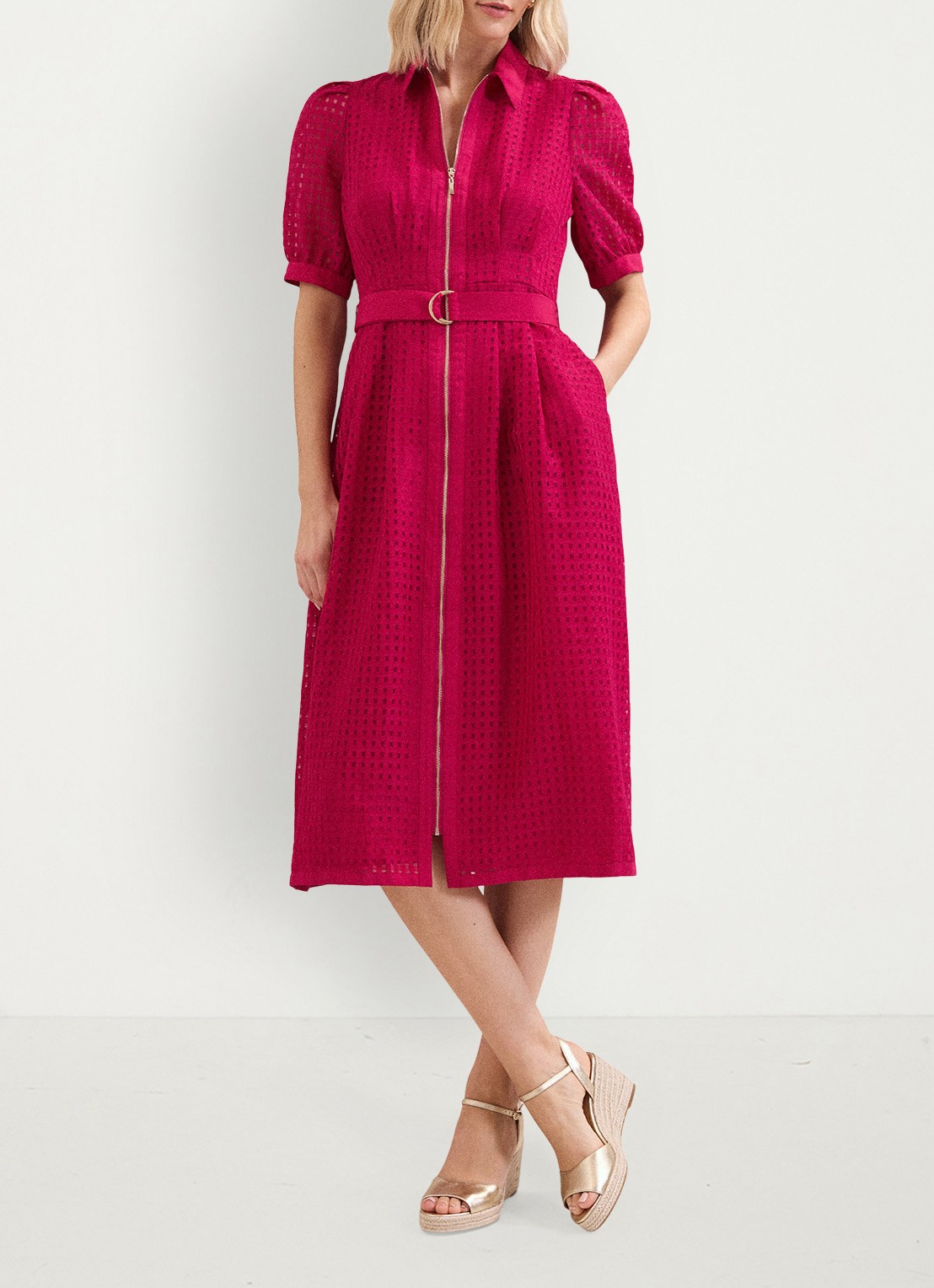 Phase Eight Carey midi blousejurk met structuur - voorkant 2 donkerroze