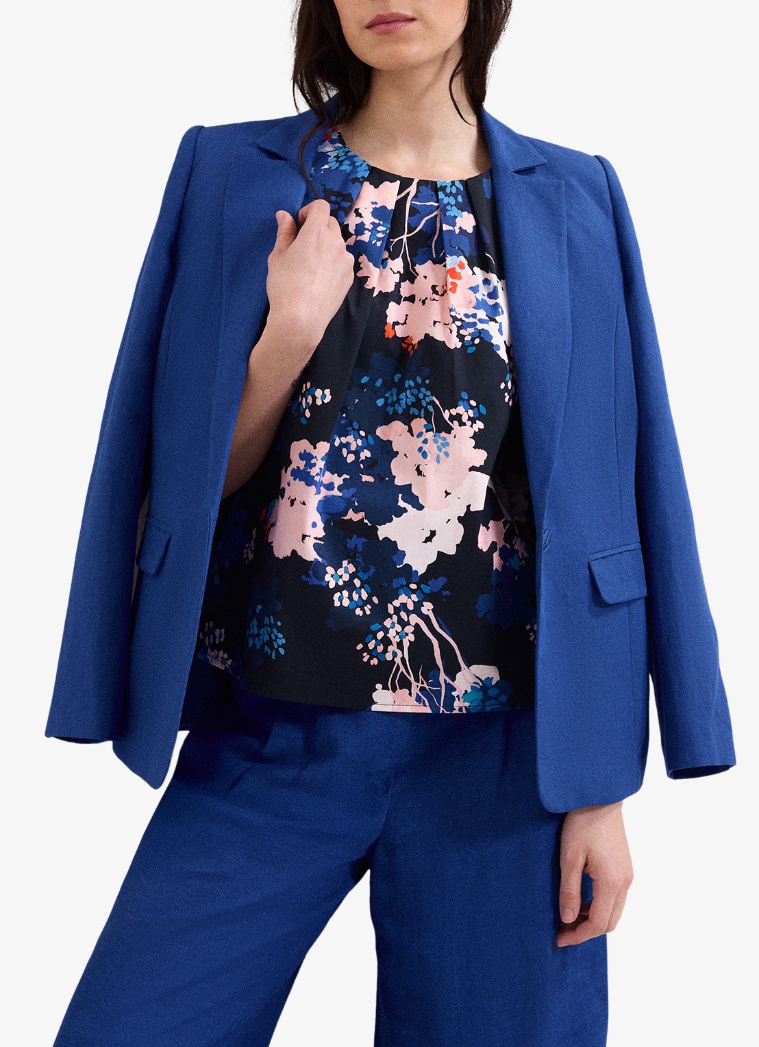 Phase Eight Caris blouse met bloemenprint - detail donkerblauw