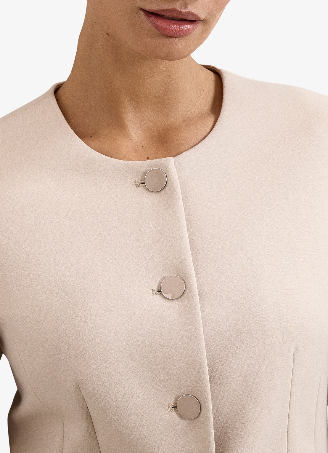 Phase Eight Carla jack met ronde hals - detail 4 creme