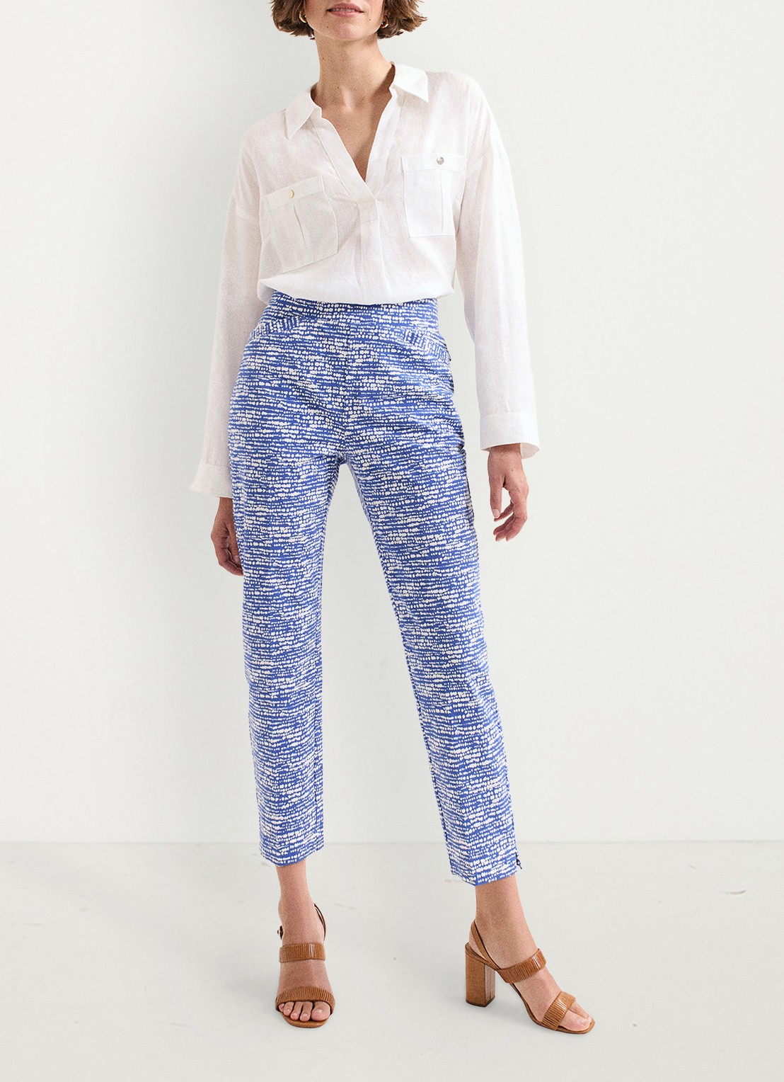 Phase Eight Carmella high waist slim fit cropped pantalon met grafische print - voorkant 6 donkerblauw