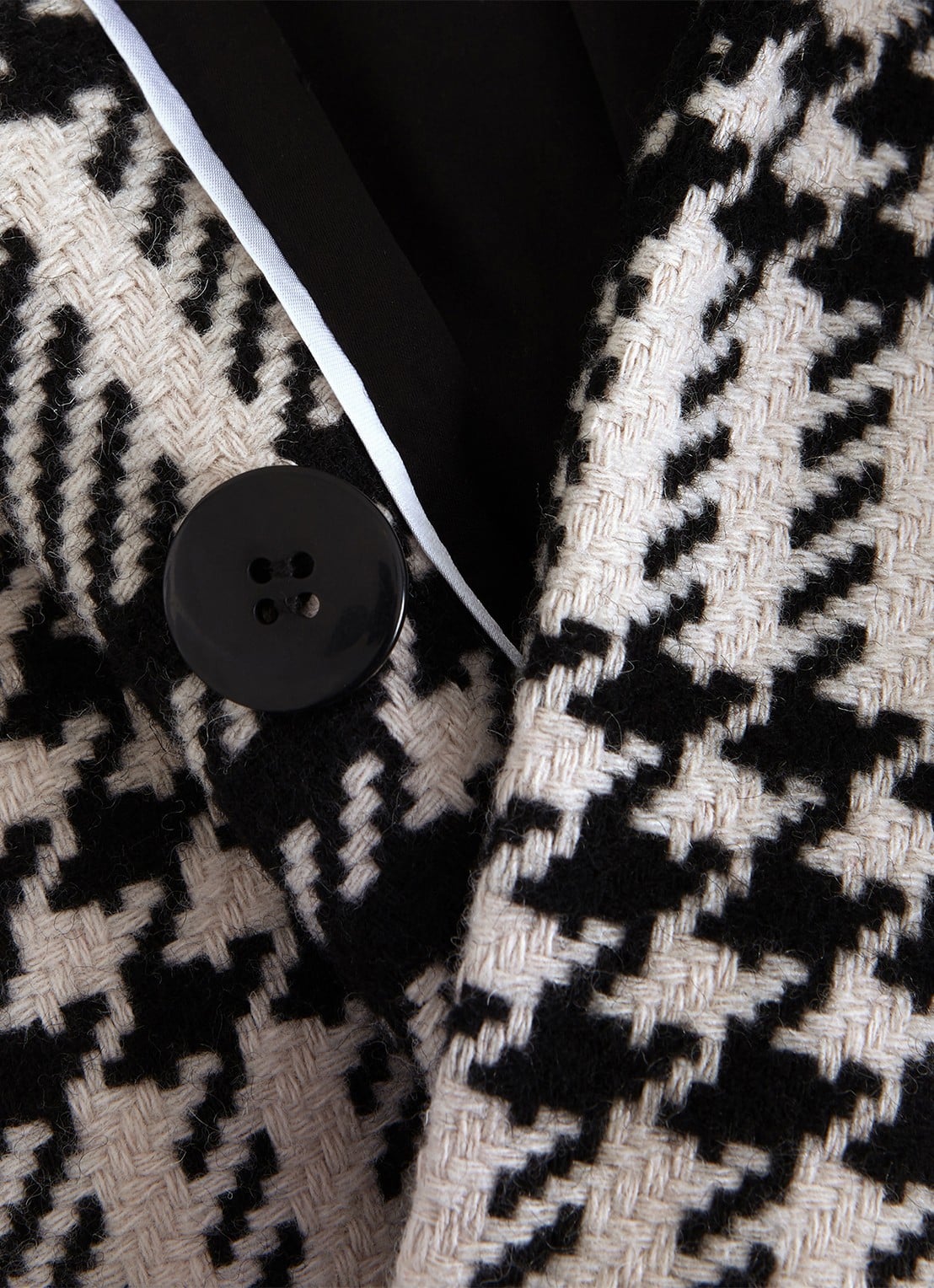Phase Eight Cassie mantel in wolblend met ruitdessin - detail 6 zwart