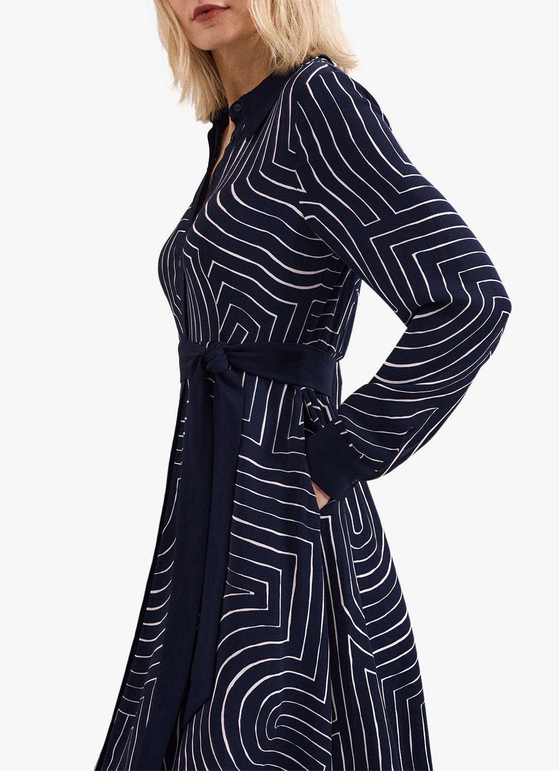 Phase Eight Charlotte midi jurk met grafische print - detail 5 donkerblauw