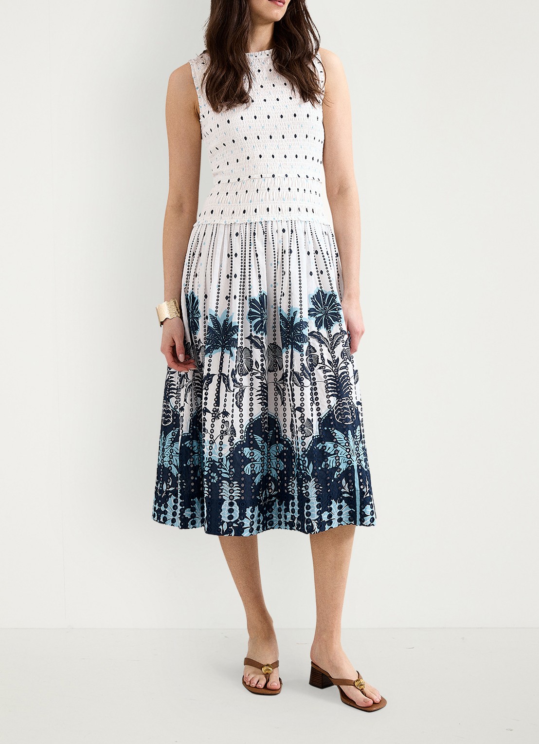 Phase Eight Chiara midi jurk met print en smockwerk - voorkant 2 wit
