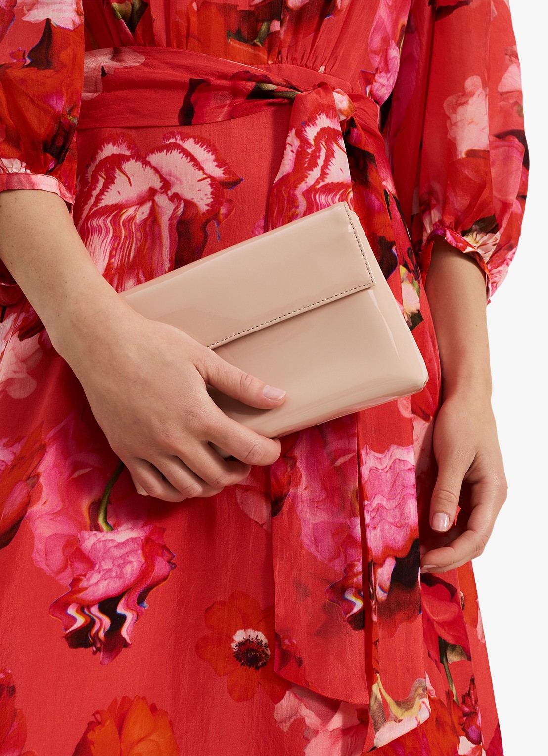 Phase Eight Clutch met lakfinish - detail 5 oudroze