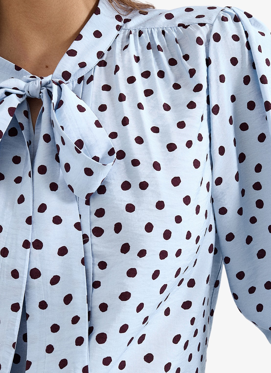 Phase Eight Coco blouse met stippenprint - detail 5 donkerblauw