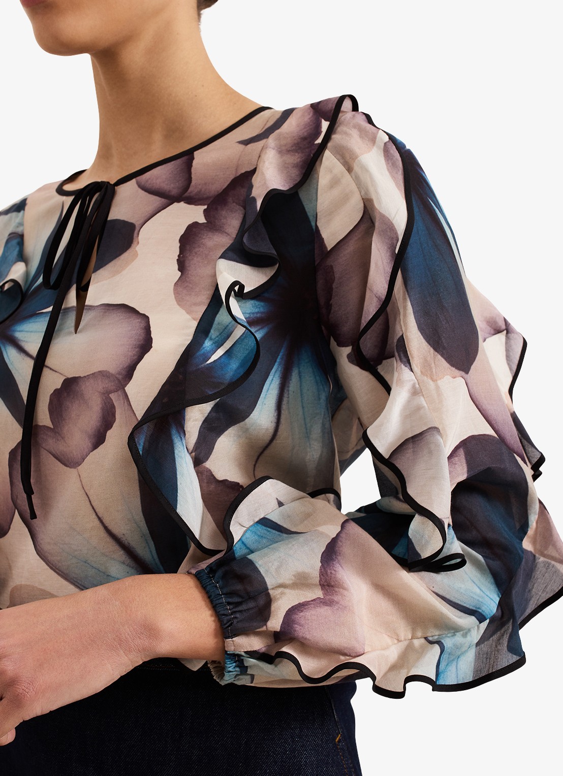 Phase Eight Cosmos tuniek van zijde - detail 5 lichtroze