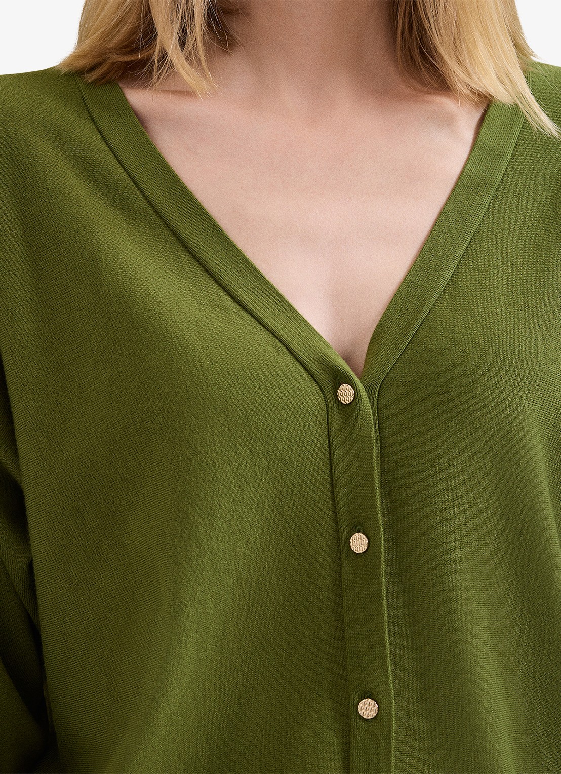 Phase Eight Cristine fijngebreid vest met vleermuismouw - detail 5 groen