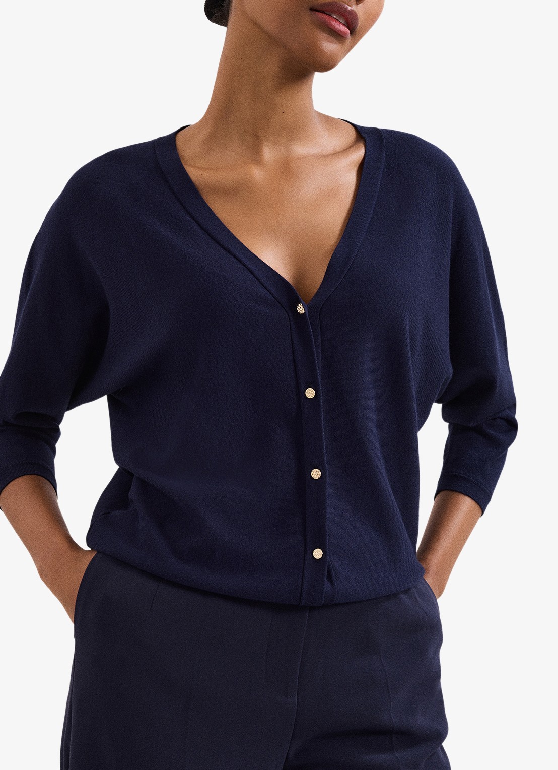 Phase Eight Cristine fijngebreid vest met vleermuismouw - voorkant 2 blauw