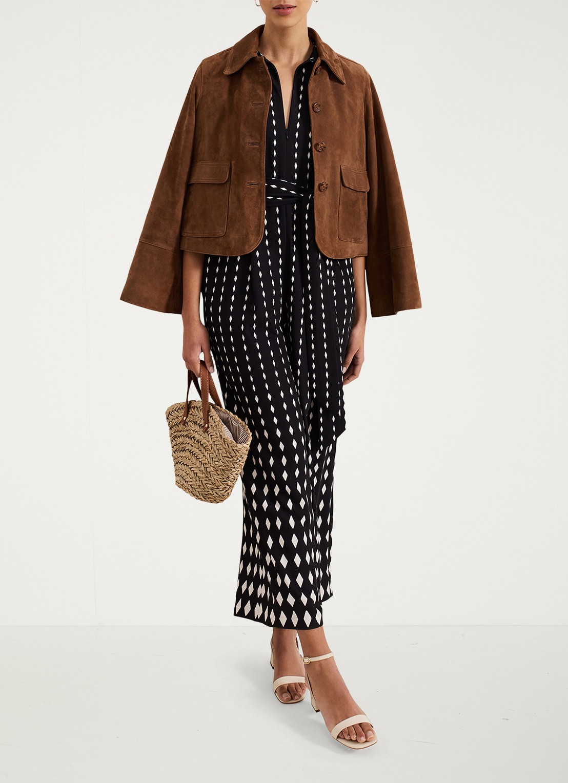 Phase Eight Delina wide fit jumpsuit met strikceintuur - detail 8 zwart