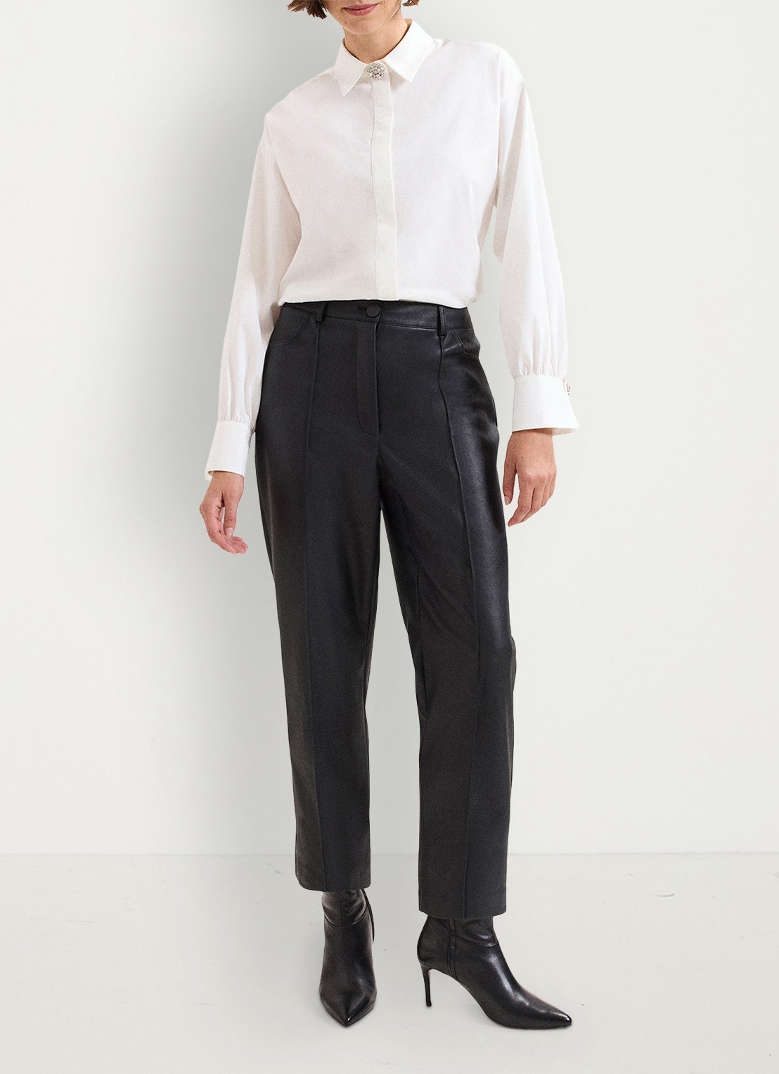 Phase Eight Dorothy blouse met strass - voorkant 7 wit