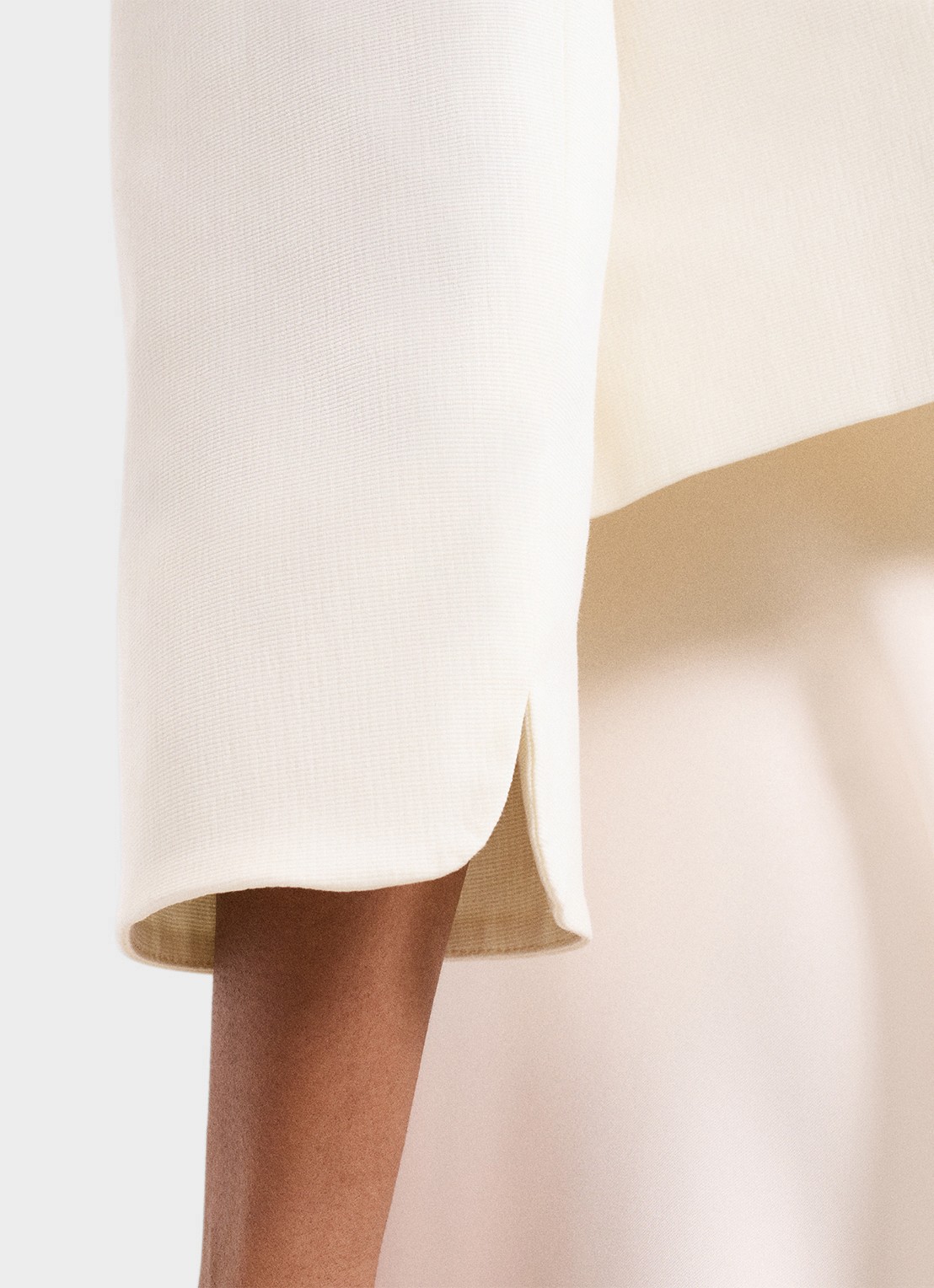 Phase Eight Elizabeth openvallende bolero  - detail 5 gebroken wit