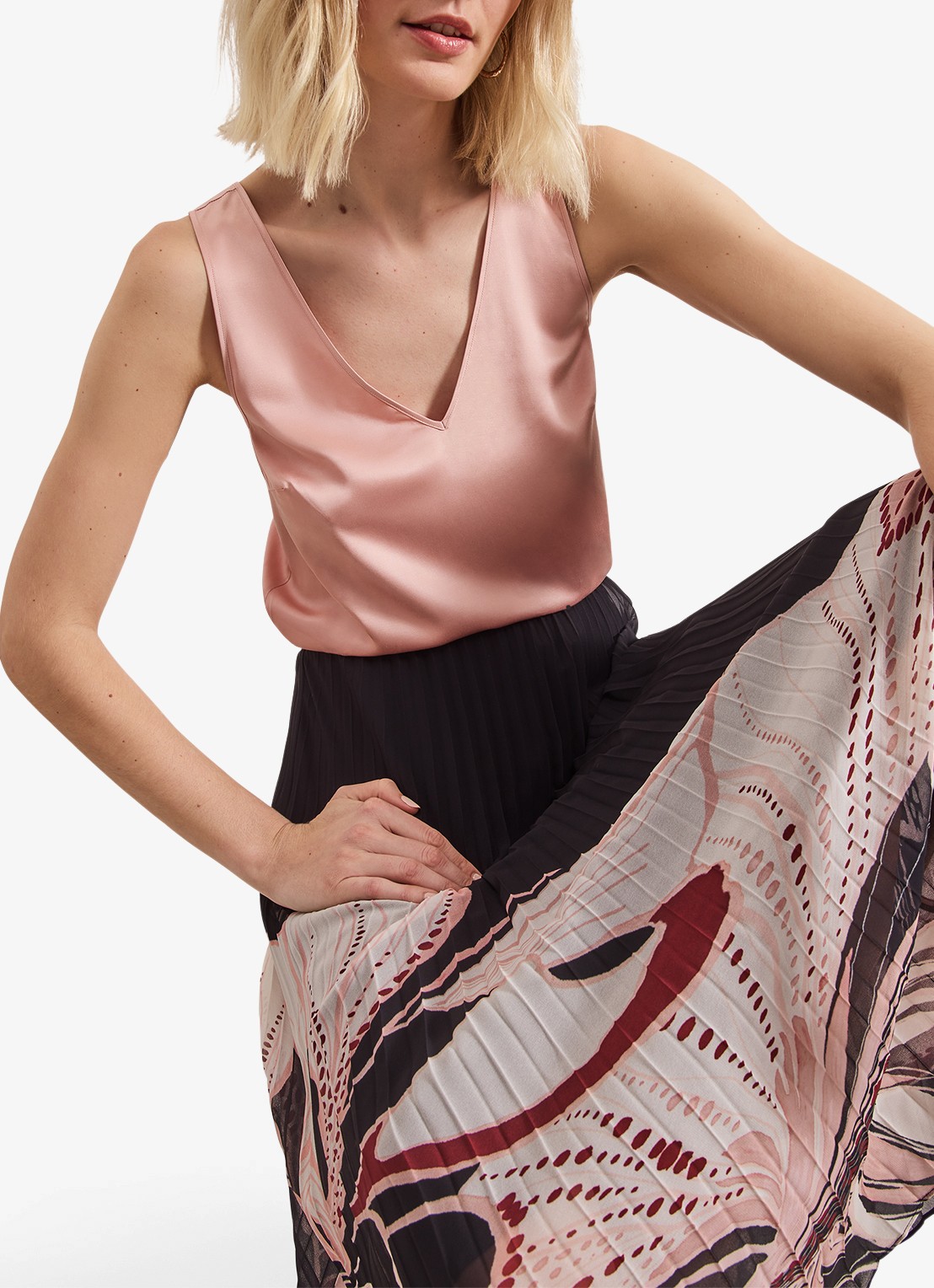 Phase Eight Elmina midi rok met bladprint en plissé  - detail 6 zwart