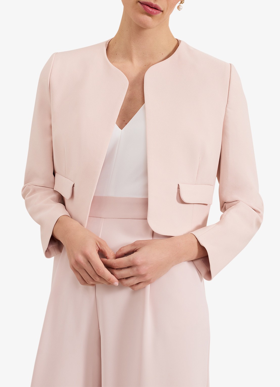 Phase Eight Emma bolero met klepzakken - detail 4 lichtroze