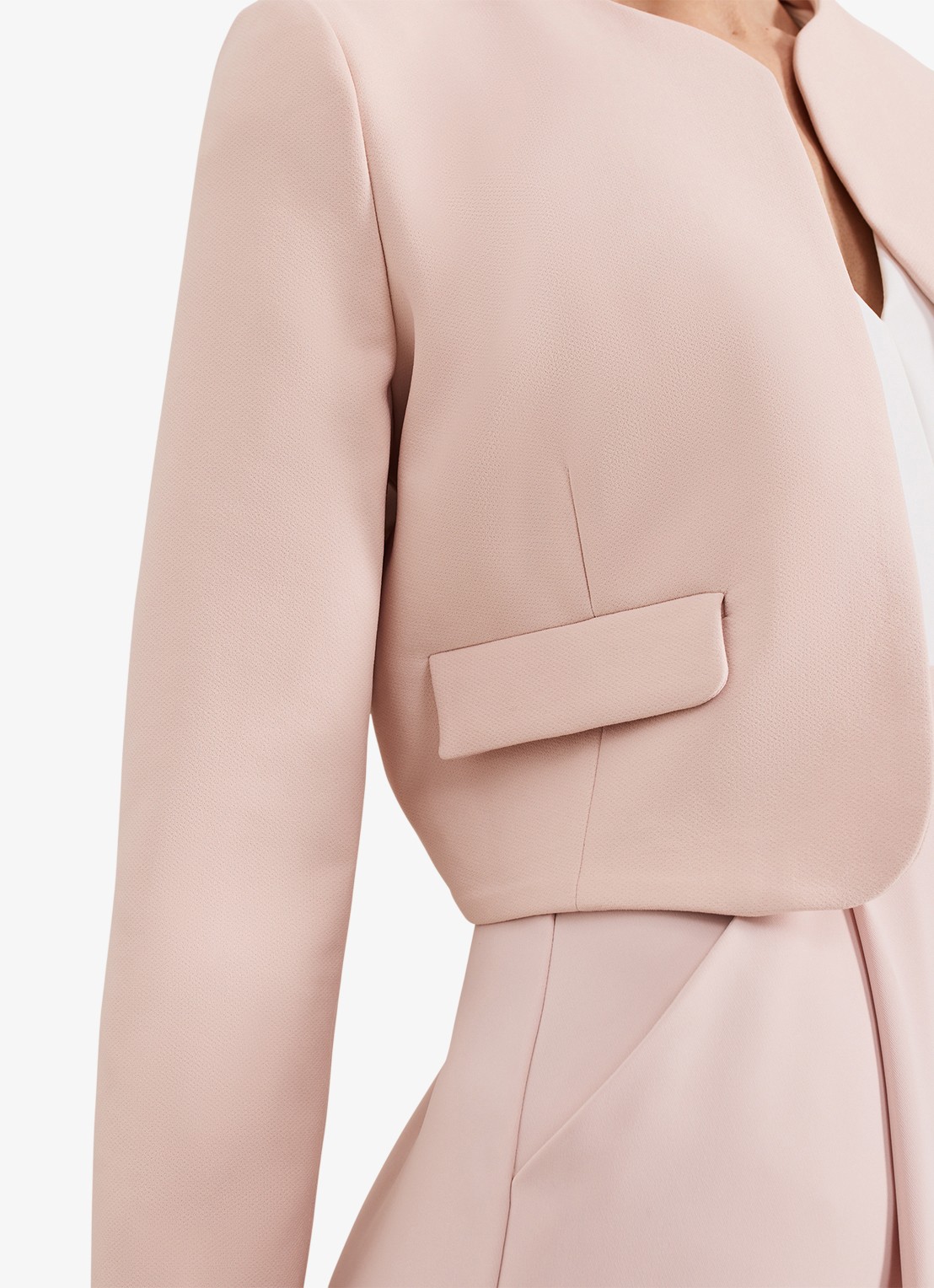 Phase Eight Emma bolero met klepzakken - detail 5 lichtroze
