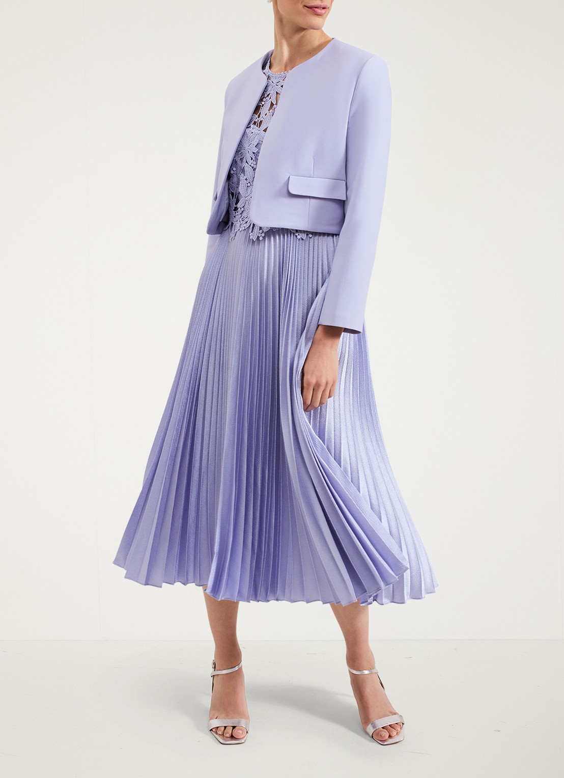 Phase Eight Emma bolero met structuur - voorkant 3 lichtblauw