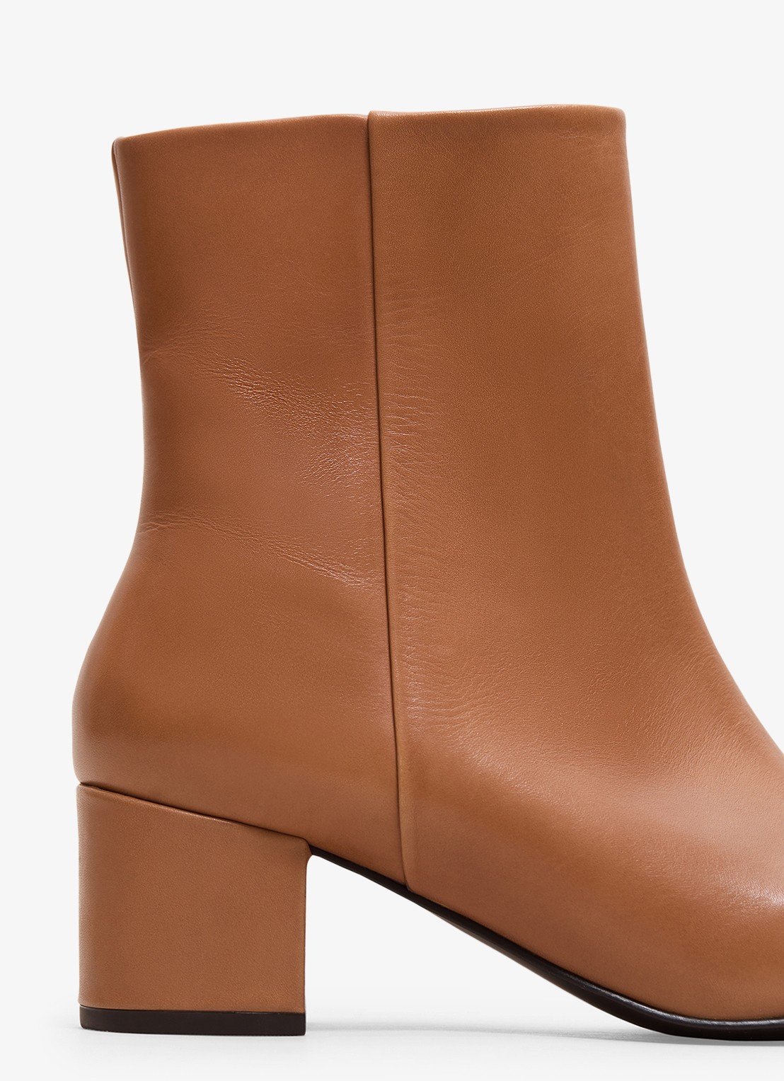 Phase Eight Enkellaarsje van leer  - detail 6 camel