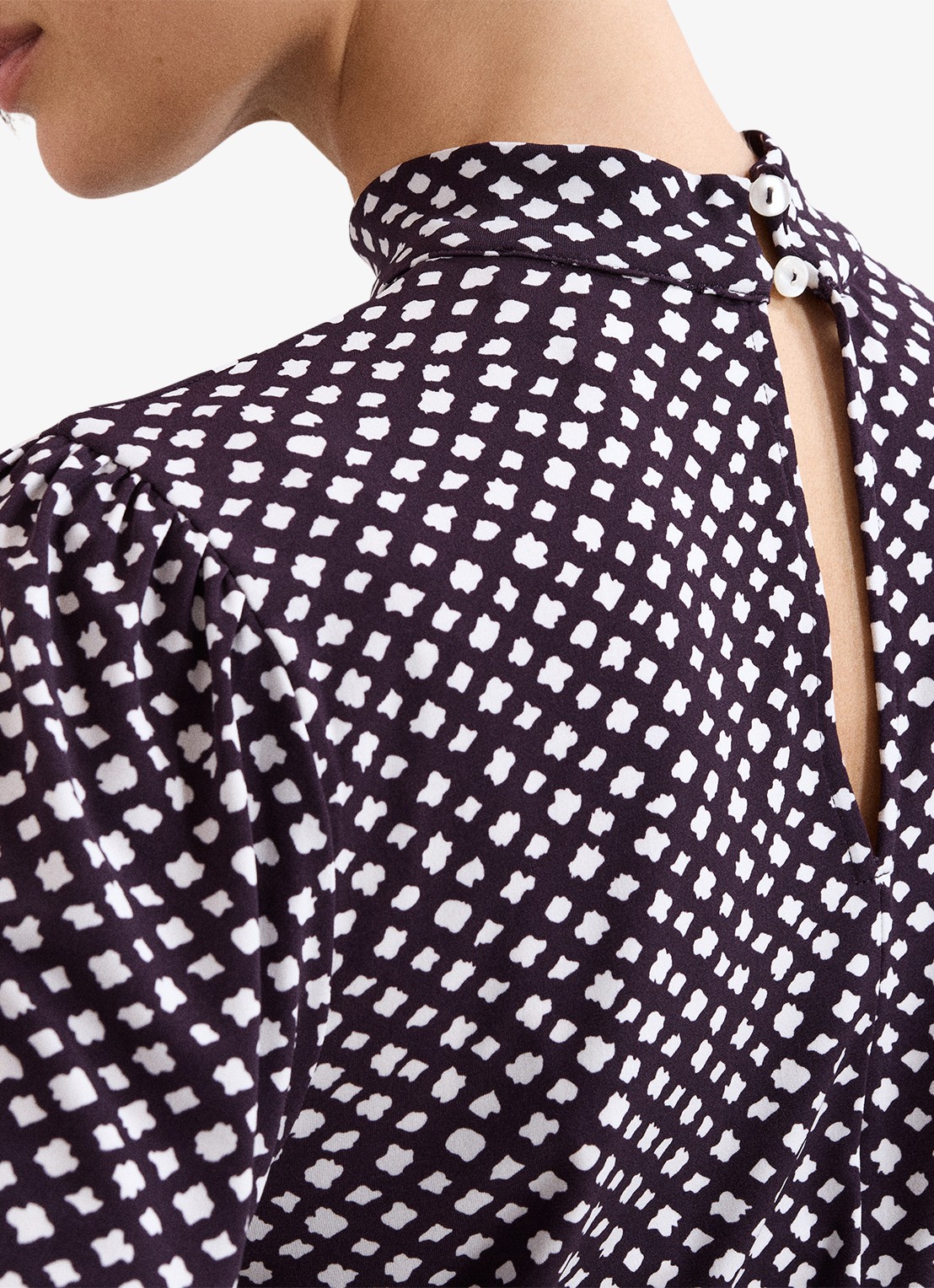 Phase Eight Esme blouse met grafische print - detail 3 paars