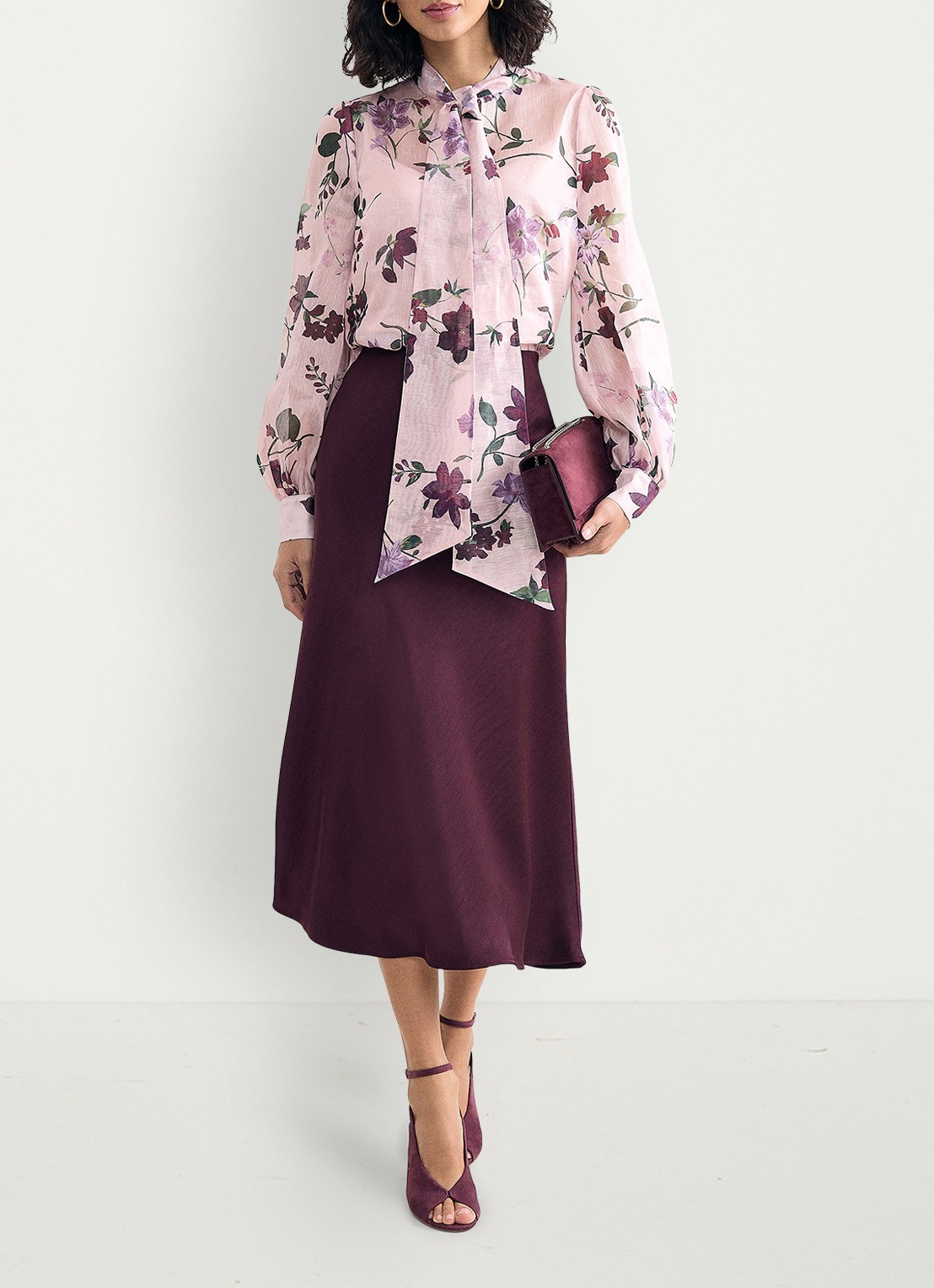 Phase Eight Estelle blouse met sjaalkraag en bloemenprint - voorkant 2 oudroze