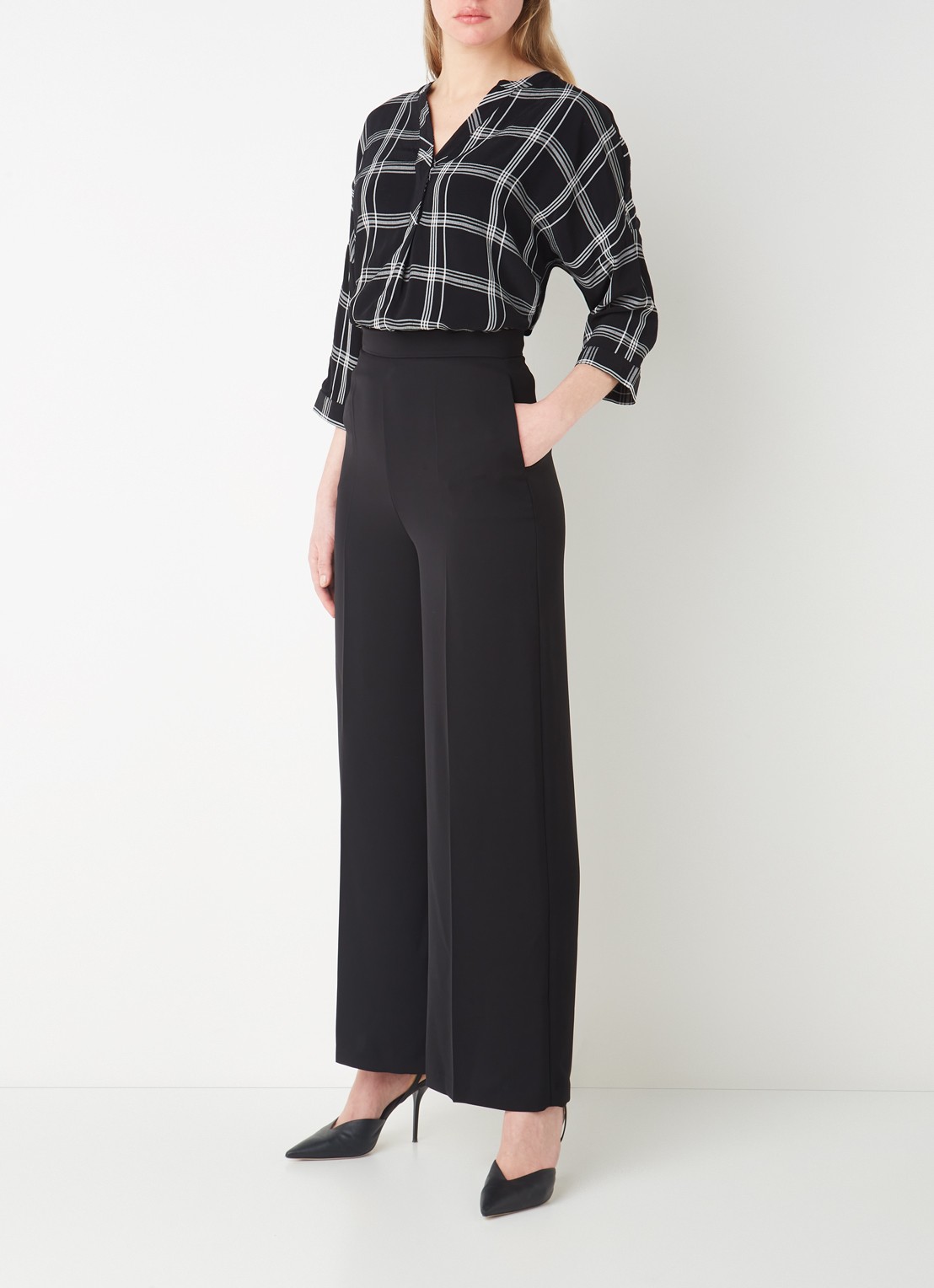 Phase Eight Florentine high waist wide fit pantalon met steekzakken - voorkant 2 zwart