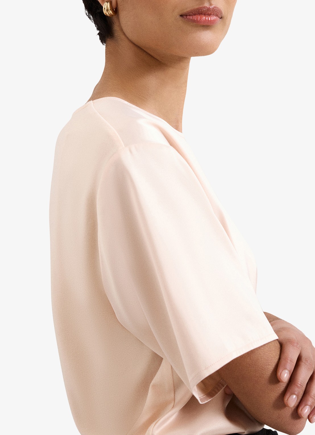 Phase Eight Francesca top van satijn met ronde hals - detail 5 oudroze